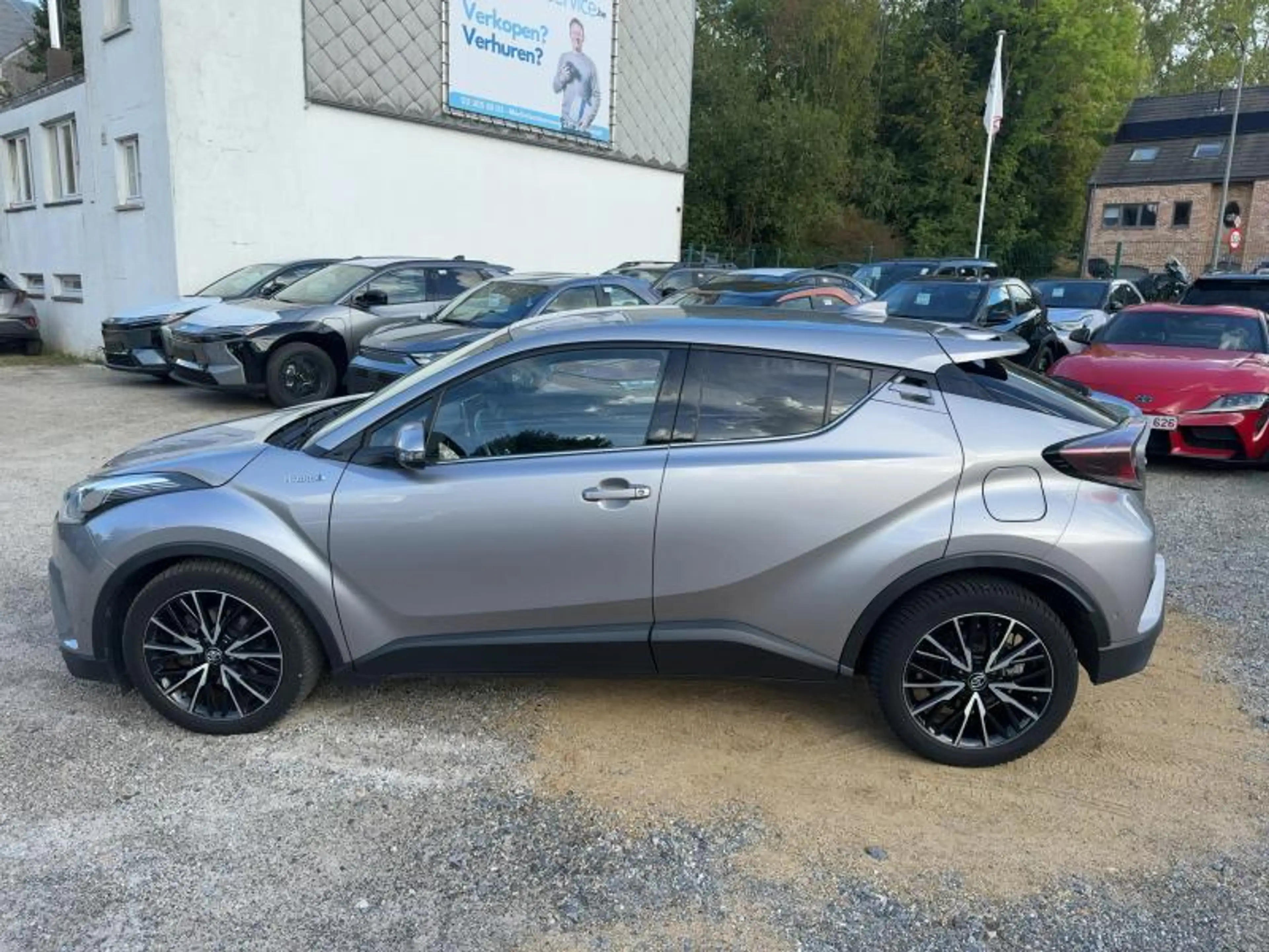 Toyota C-HR C-HIC — photo 8