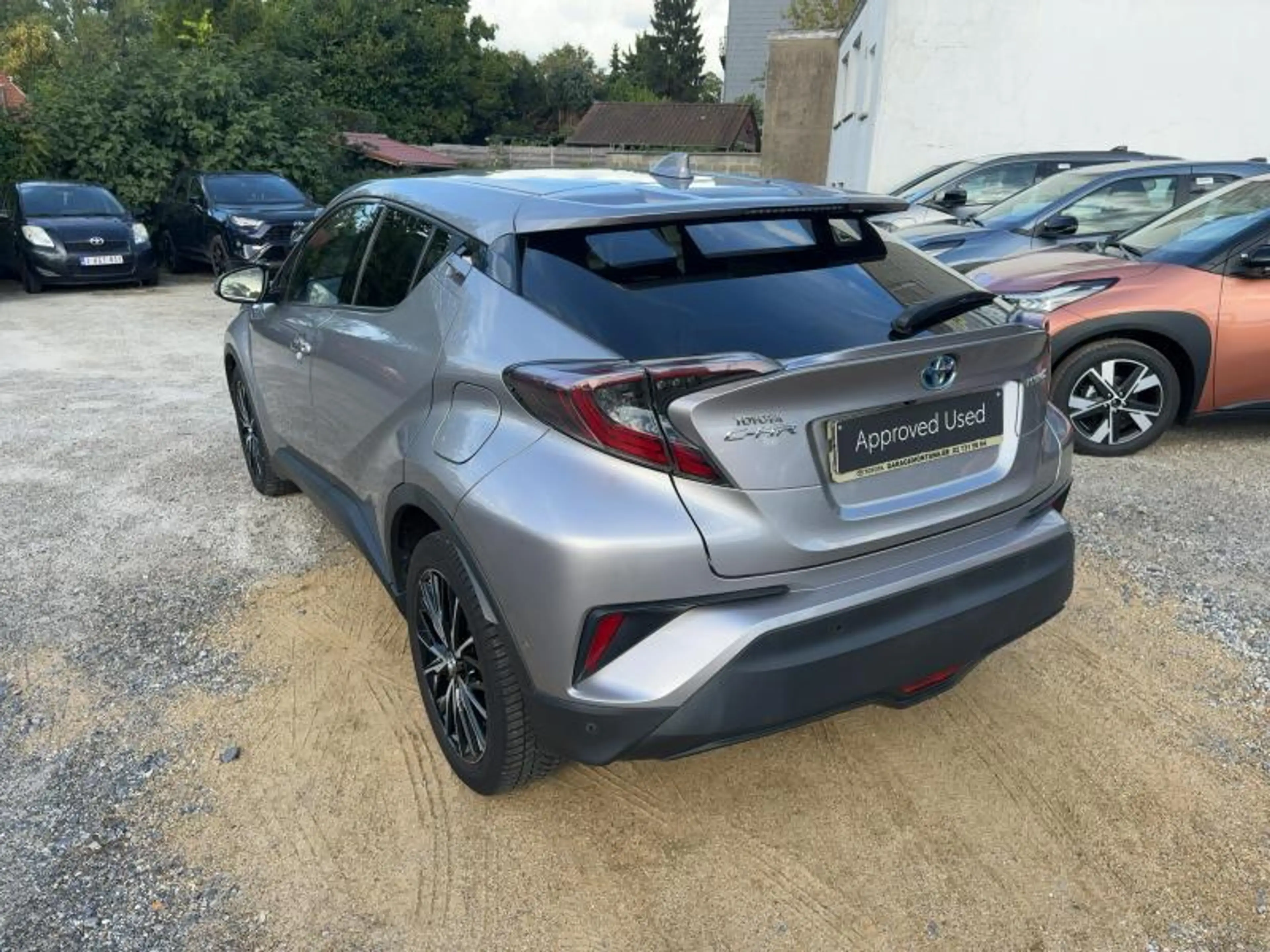 Toyota C-HR C-HIC — photo 7