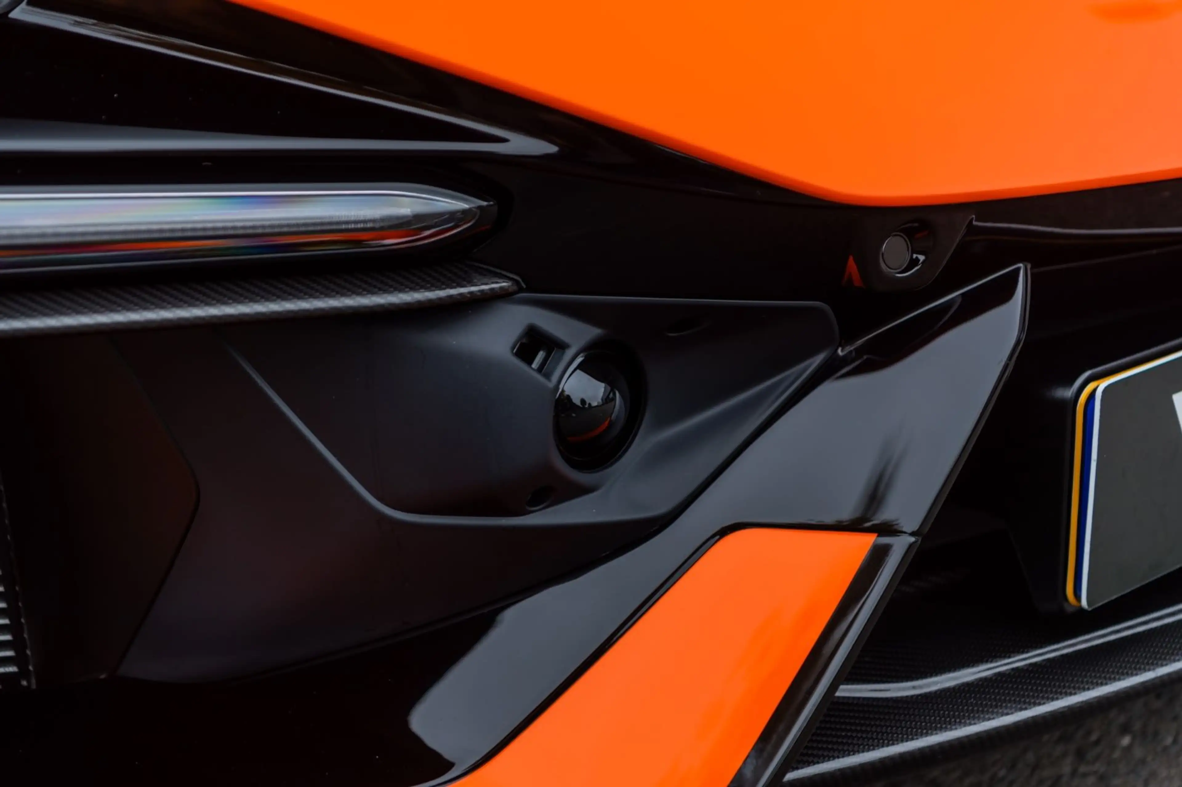 Lamborghini Revuelto *AD PERSONAM*CARBON*FULL ASSIST*SONUS* — photo 10