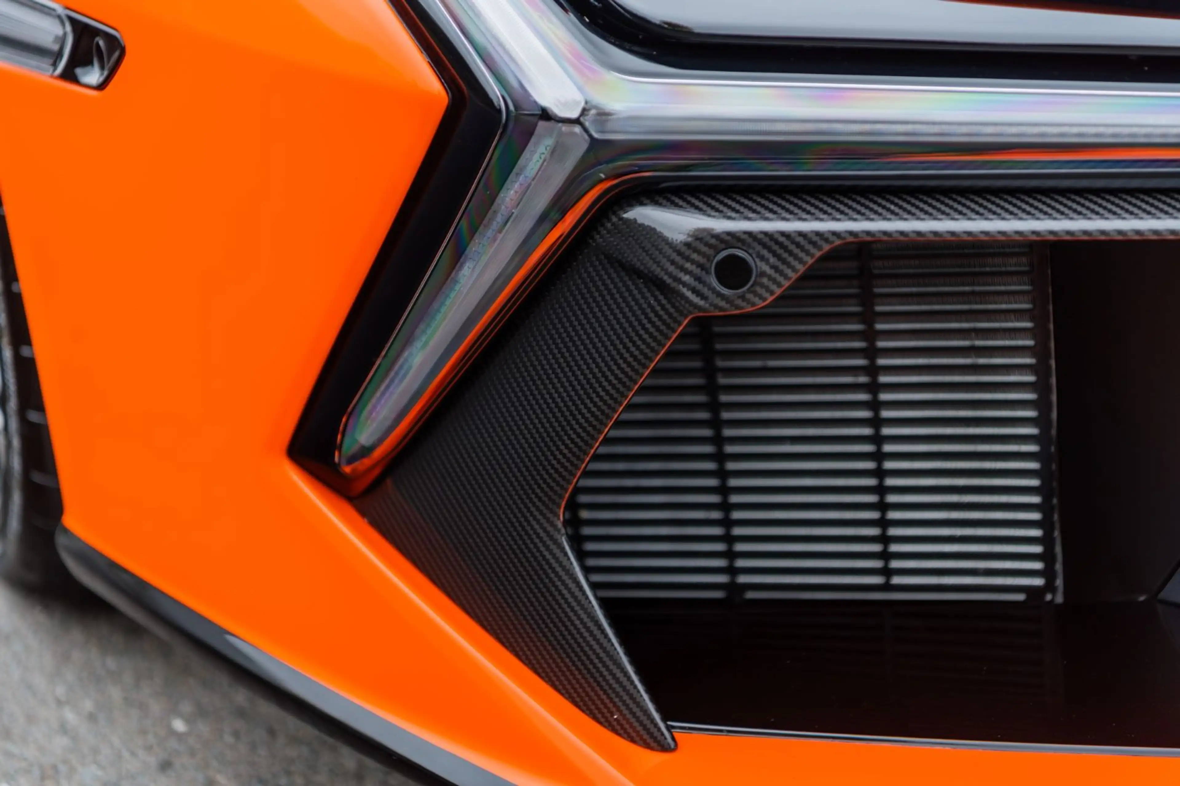 Lamborghini Revuelto *AD PERSONAM*CARBON*FULL ASSIST*SONUS* — photo 11