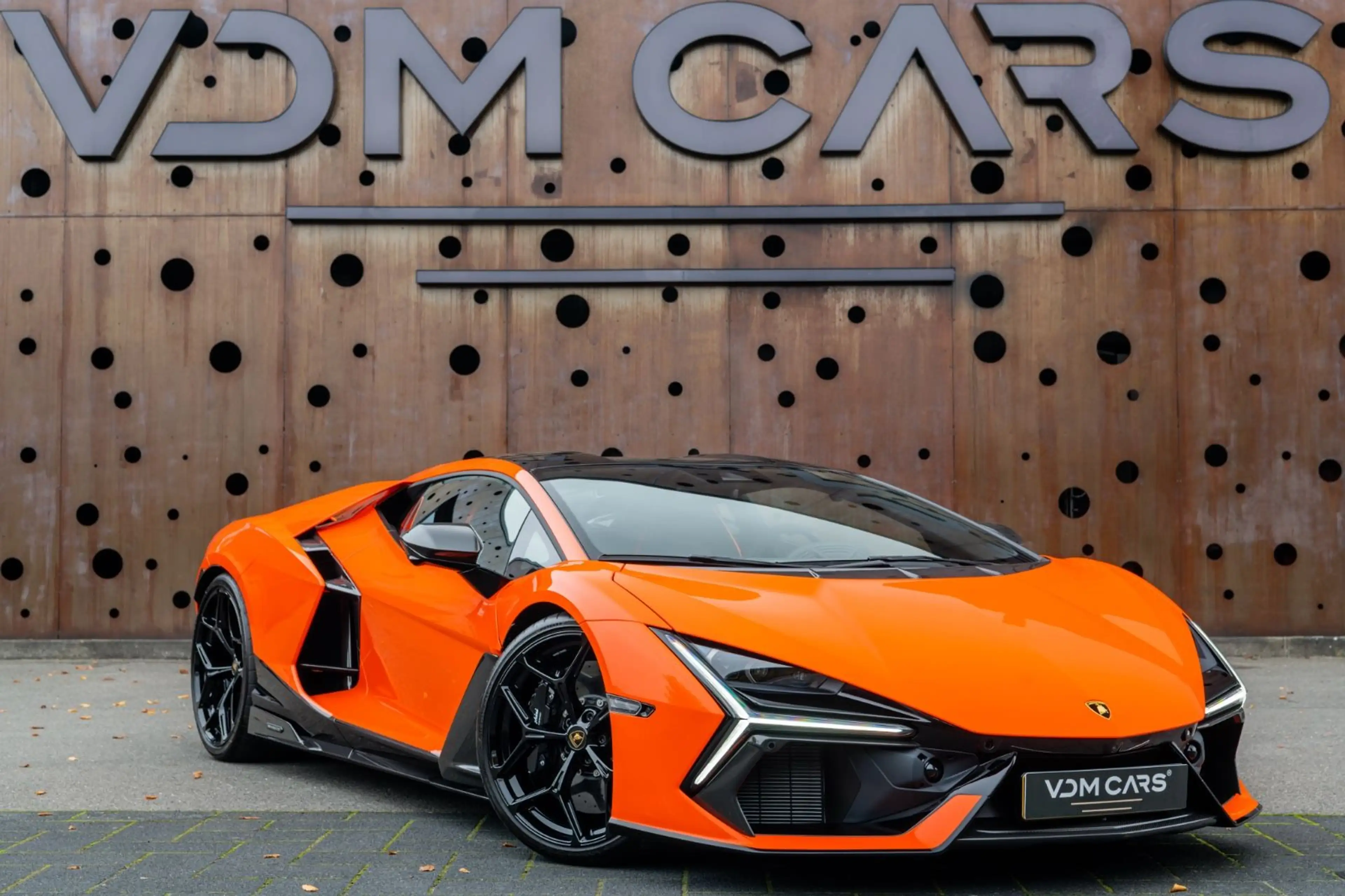 Lamborghini Revuelto *AD PERSONAM*CARBON*FULL ASSIST*SONUS* — photo 3