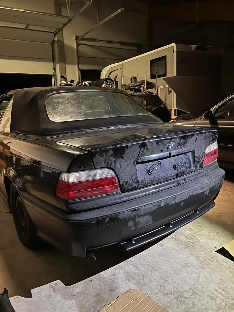 BMW 328 328i Cabrio - 1
