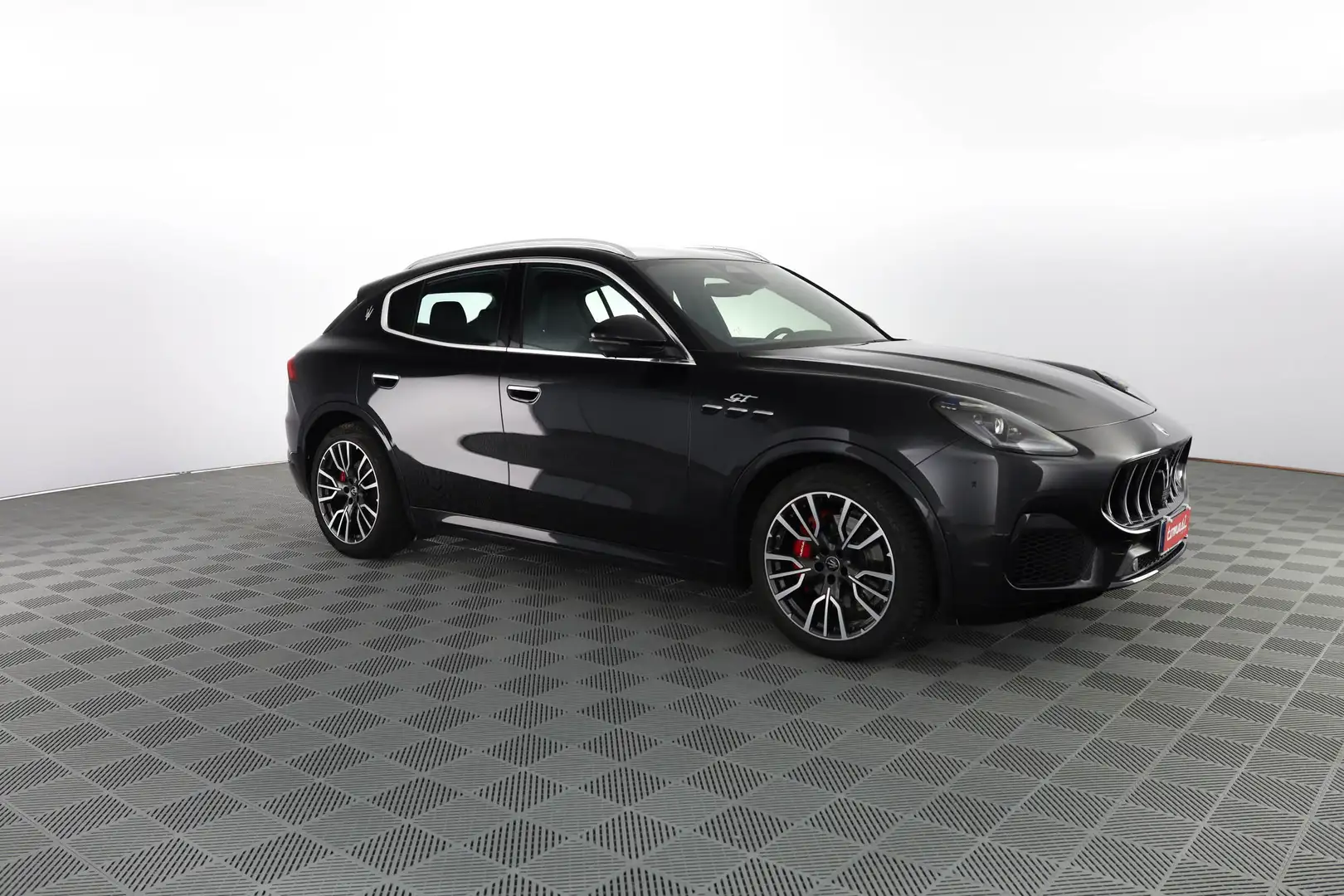 Maserati Grecale 2.0 MHEV GT CERCHI 20,PINZE FRENO ROSSE Černá - 2