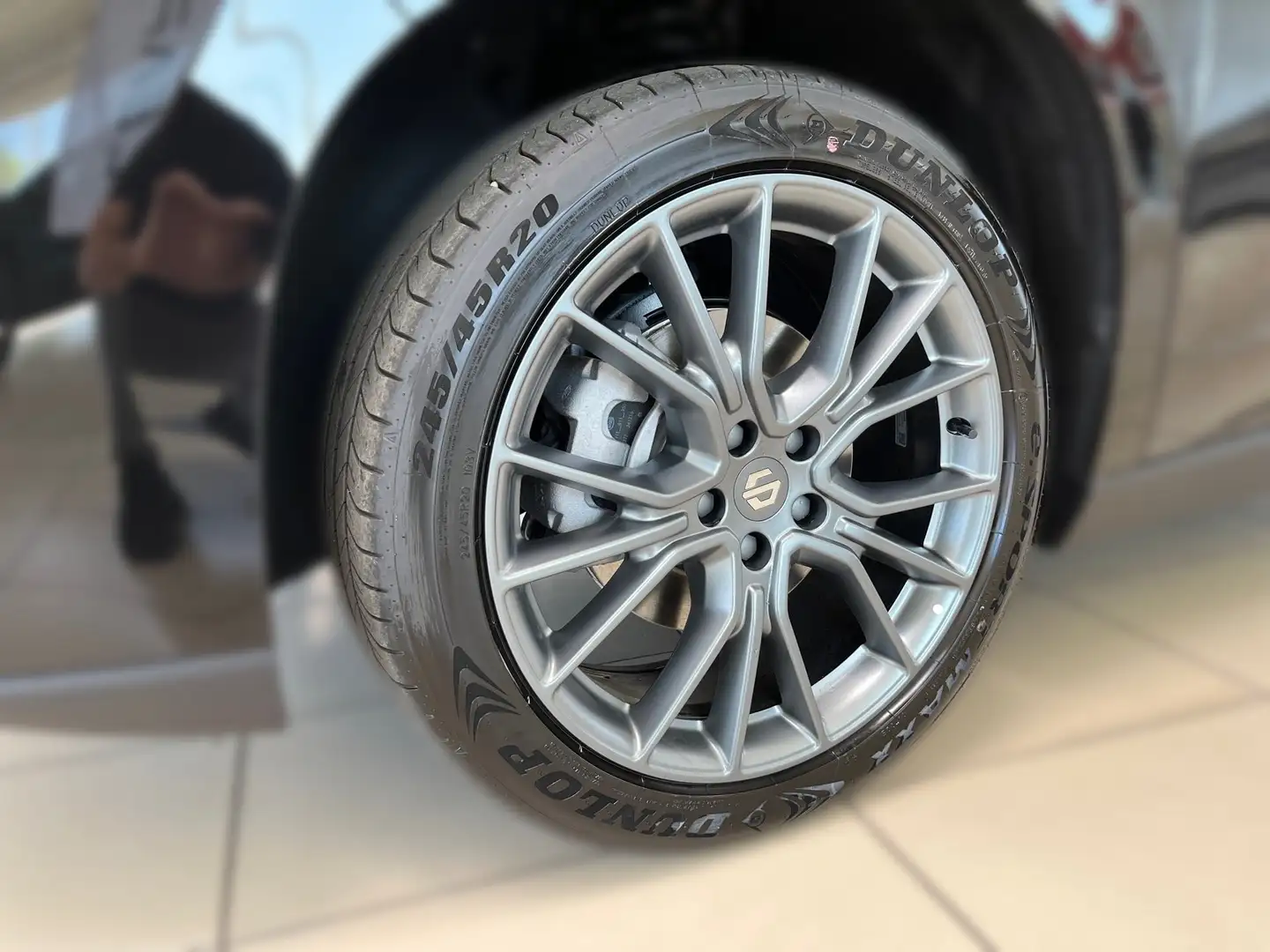 Leapmotor C10 C10 Design ProMax AWD - 81,9 kWh ALLRAD Schwarz - 2