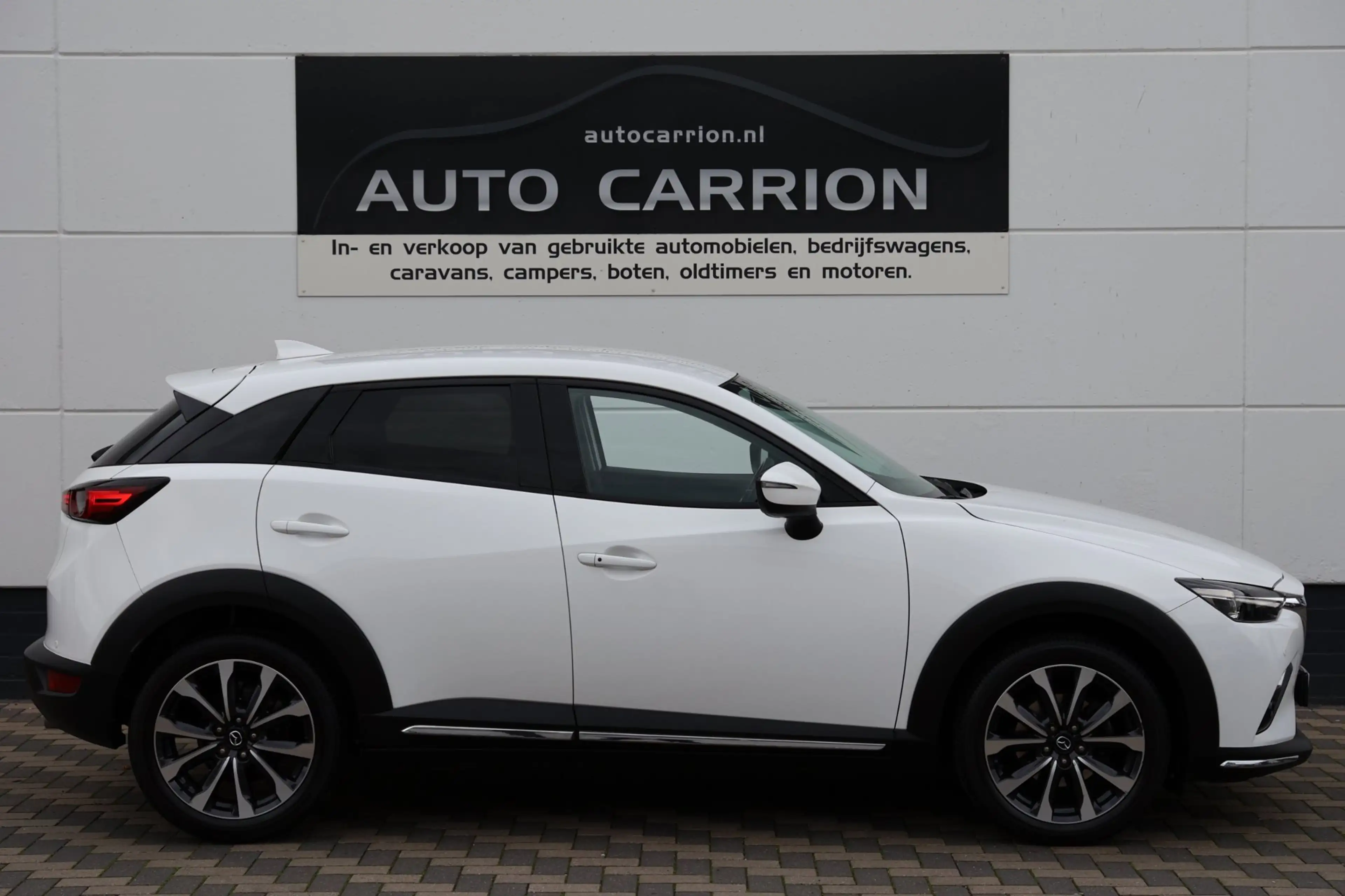 Mazda CX-3 2.0 SkyActiv-G 120 Sport Selected Carplay Camera — photo 2
