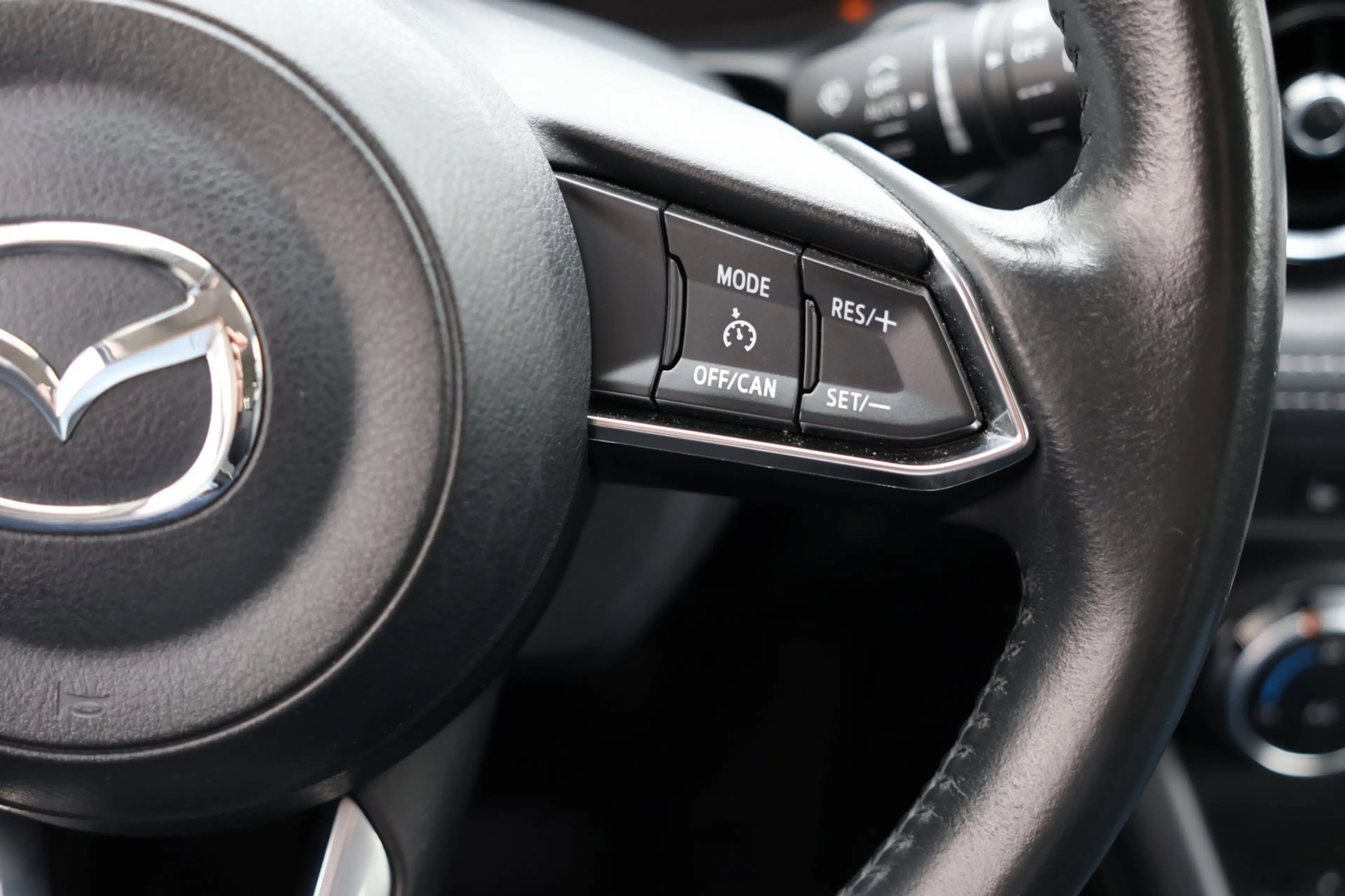 Mazda CX-3 2.0 SkyActiv-G 120 Sport Selected Carplay Camera — photo 41