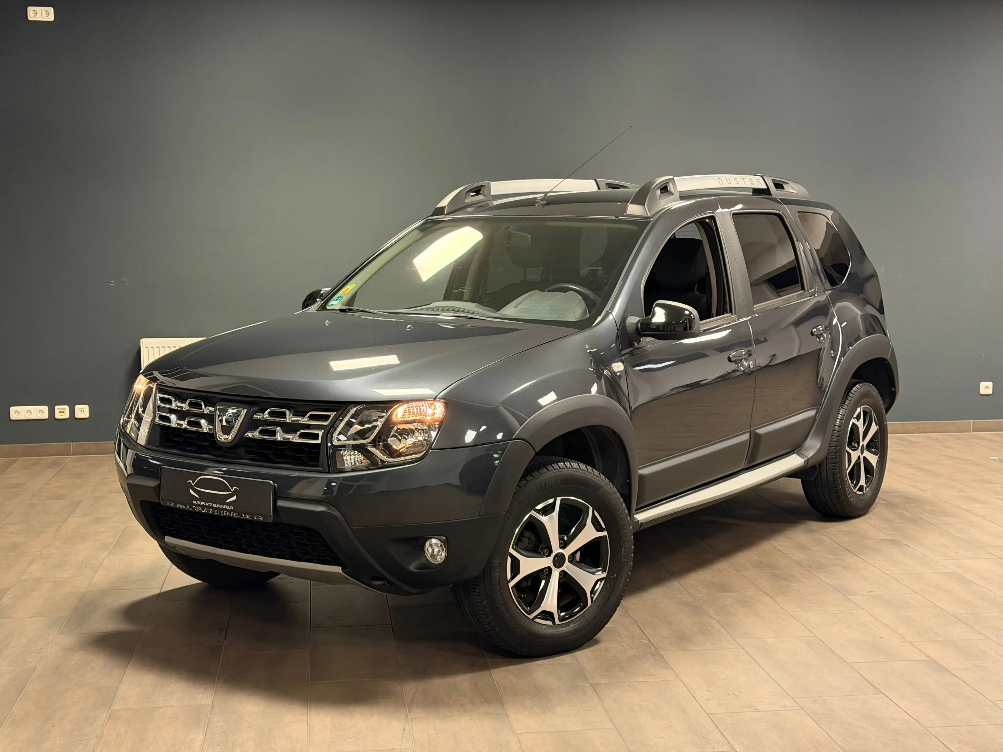 Dacia Duster Duster I 1.5 dCi Laureate 4x2 /LEDER/NAVI/AHK/