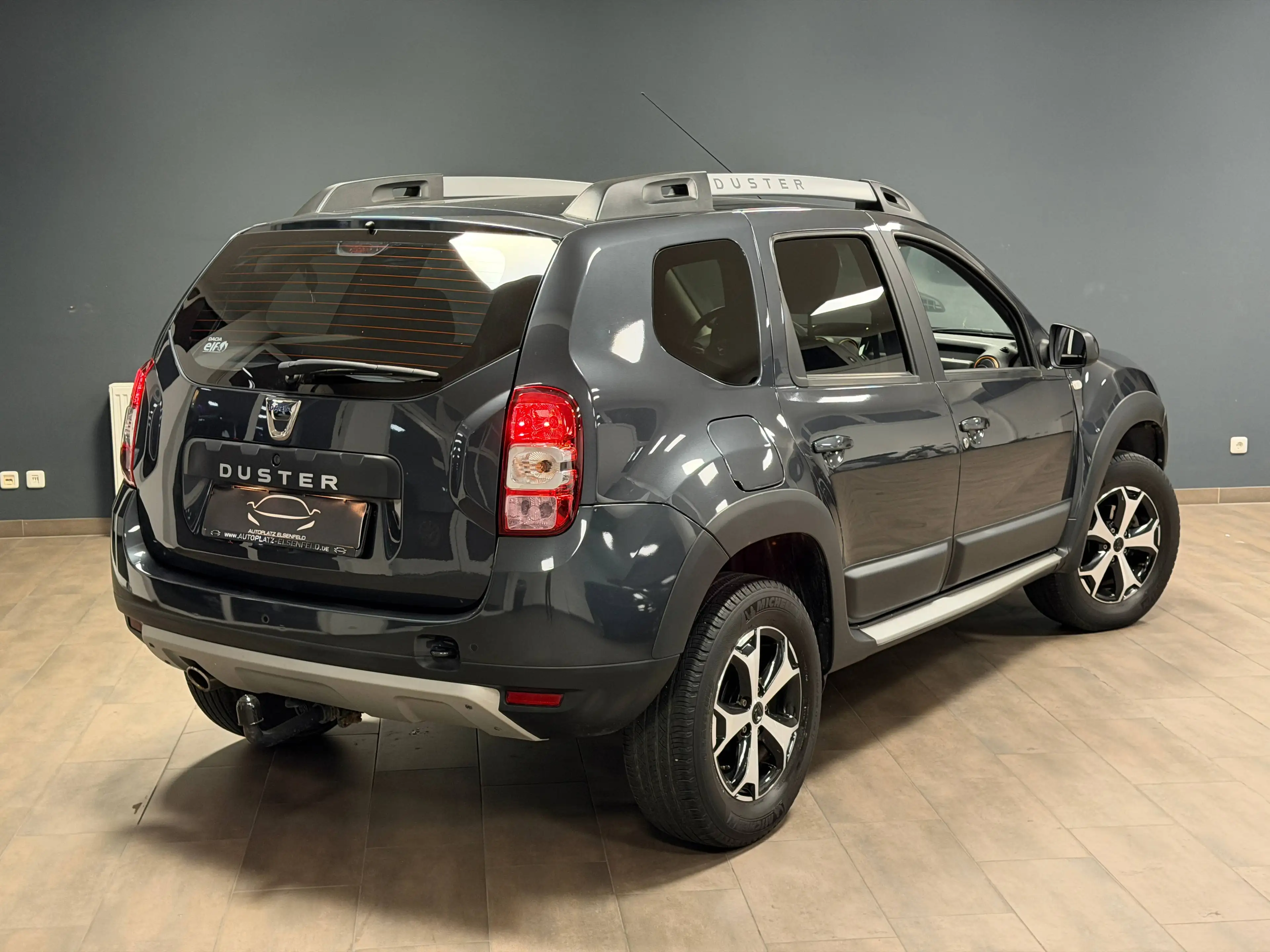 Dacia Duster Duster I 1.5 dCi Laureate 4x2 /LEDER/NAVI/AHK/ — photo 8