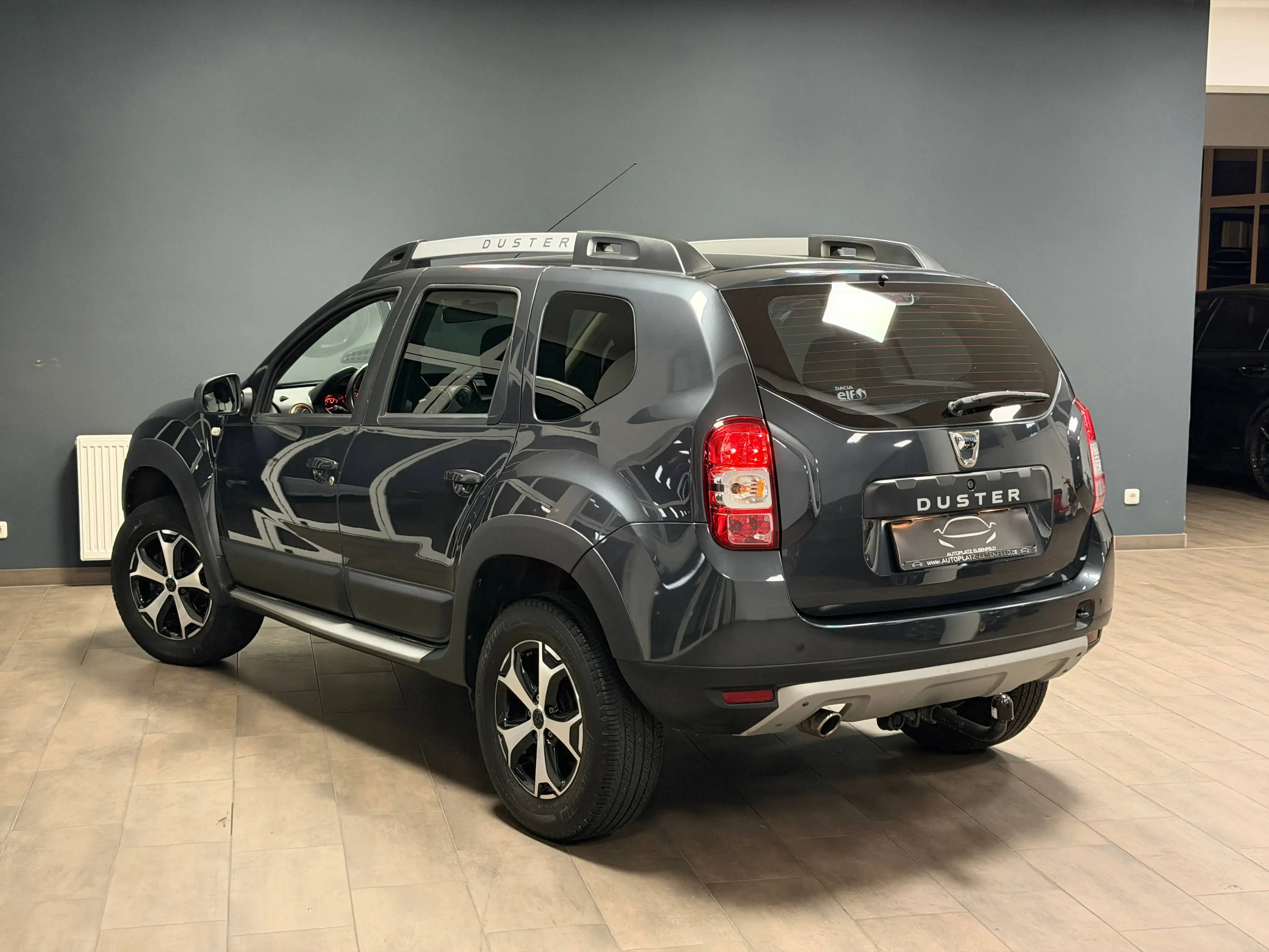 Dacia Duster Duster I 1.5 dCi Laureate 4x2 /LEDER/NAVI/AHK/ — photo 3