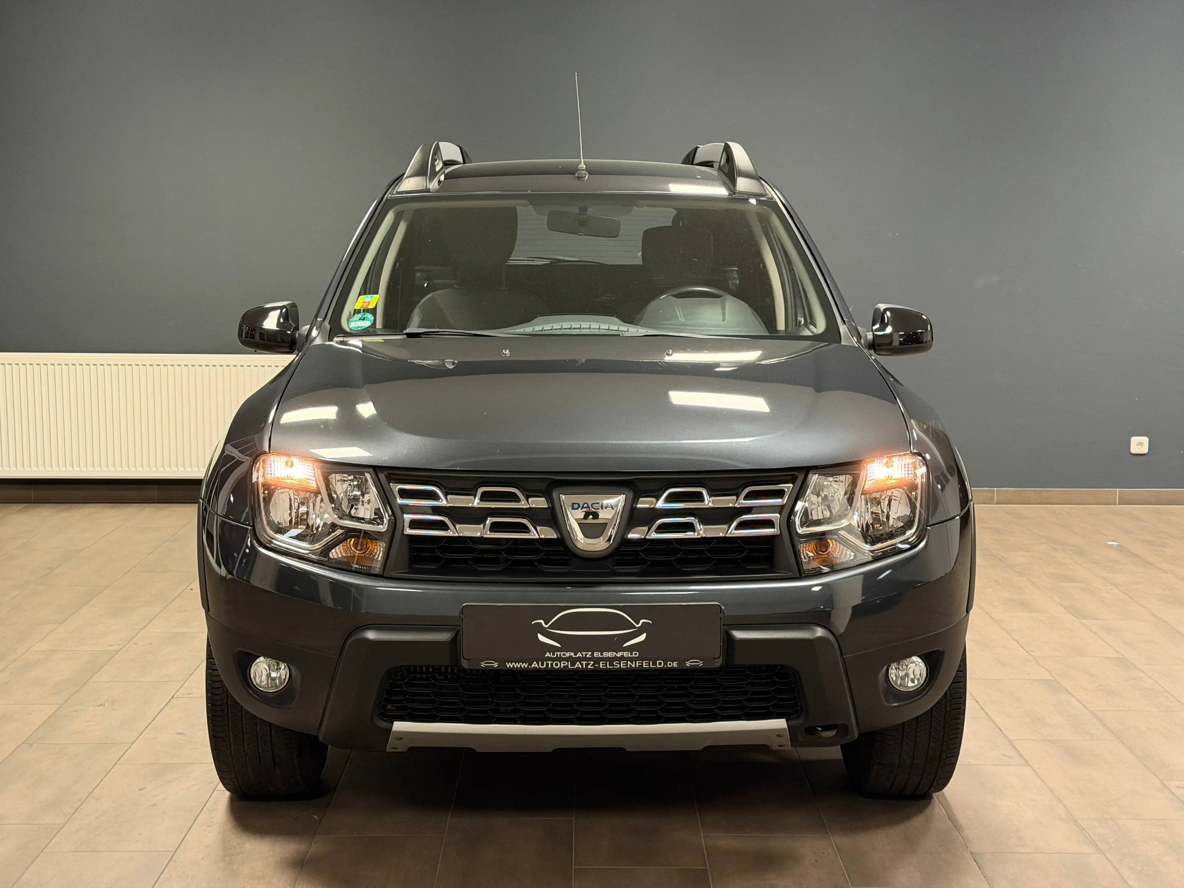 Dacia Duster Duster I 1.5 dCi Laureate 4x2 /LEDER/NAVI/AHK/ — photo 4