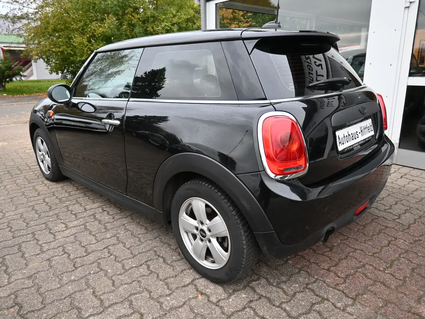 MINI One *Salt* Klima NAVI Bluet Sitzheiz Alus Schwarz - 2