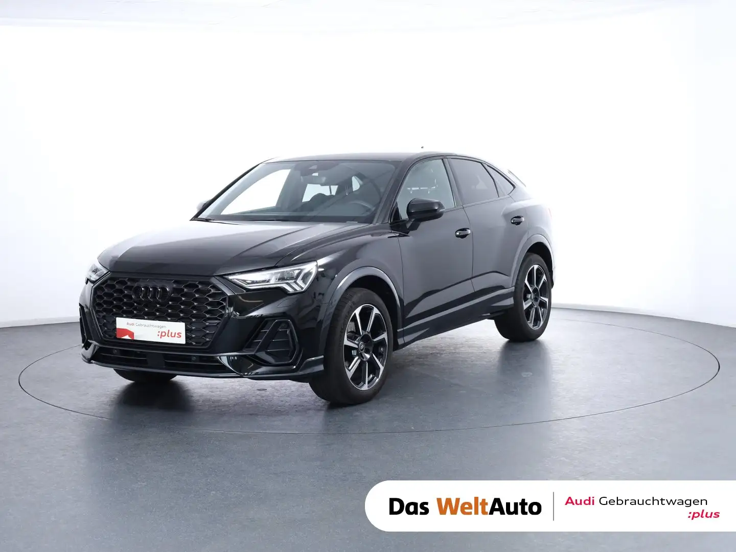 Audi Q3 35 TFSI intense Schwarz - 1