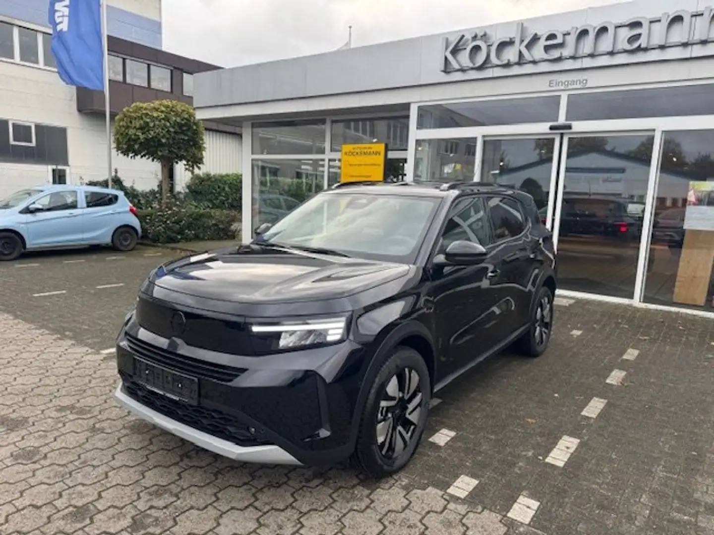 Opel Frontera GS 1.2 100kW, MHEV, Aut., Navi, PDC, Winter Schwarz - 1