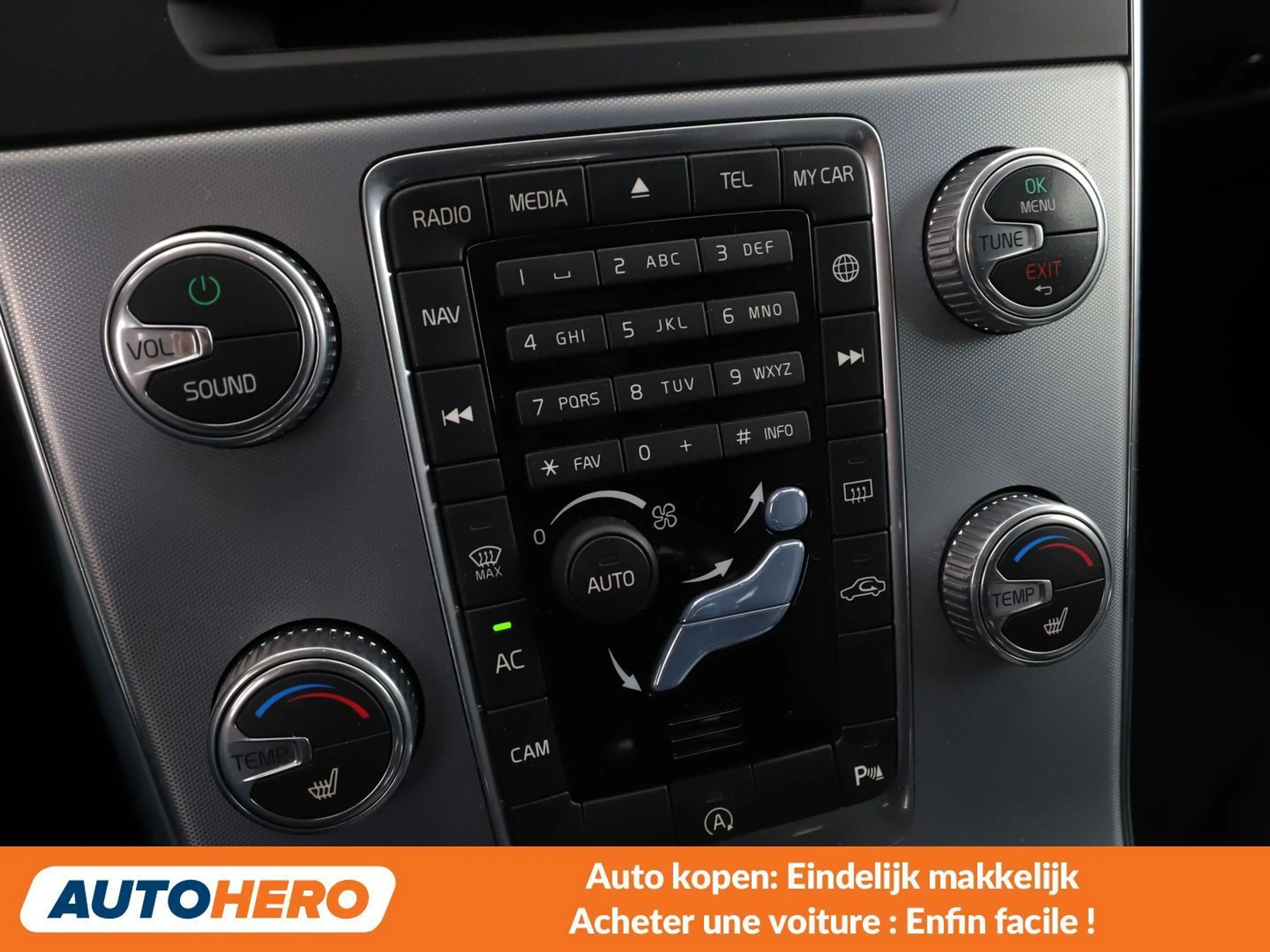 Volvo V60 Cross Country 2.0 D3 Plus — photo 9