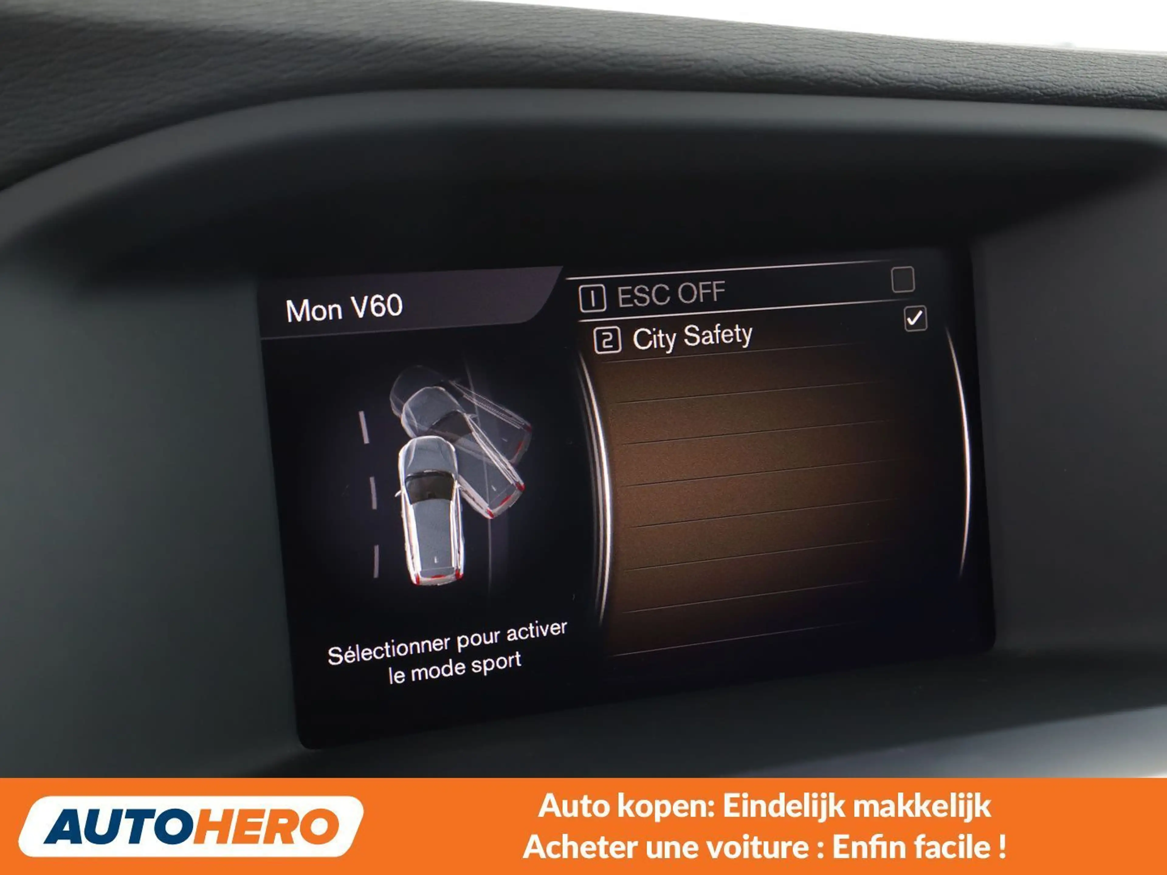 Volvo V60 Cross Country 2.0 D3 Plus — photo 10