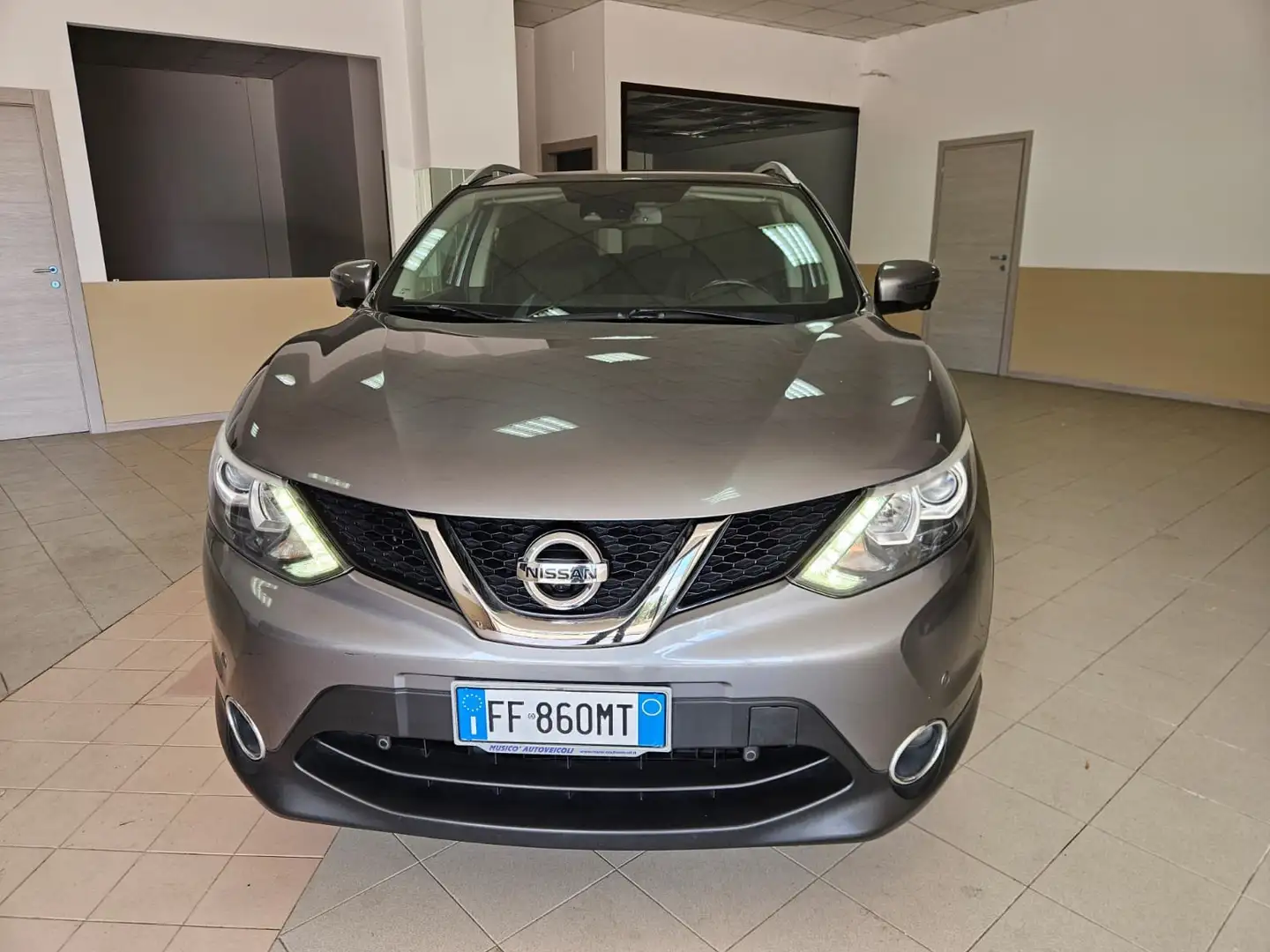 Nissan Qashqai 1.6 dci N-Tec - 2