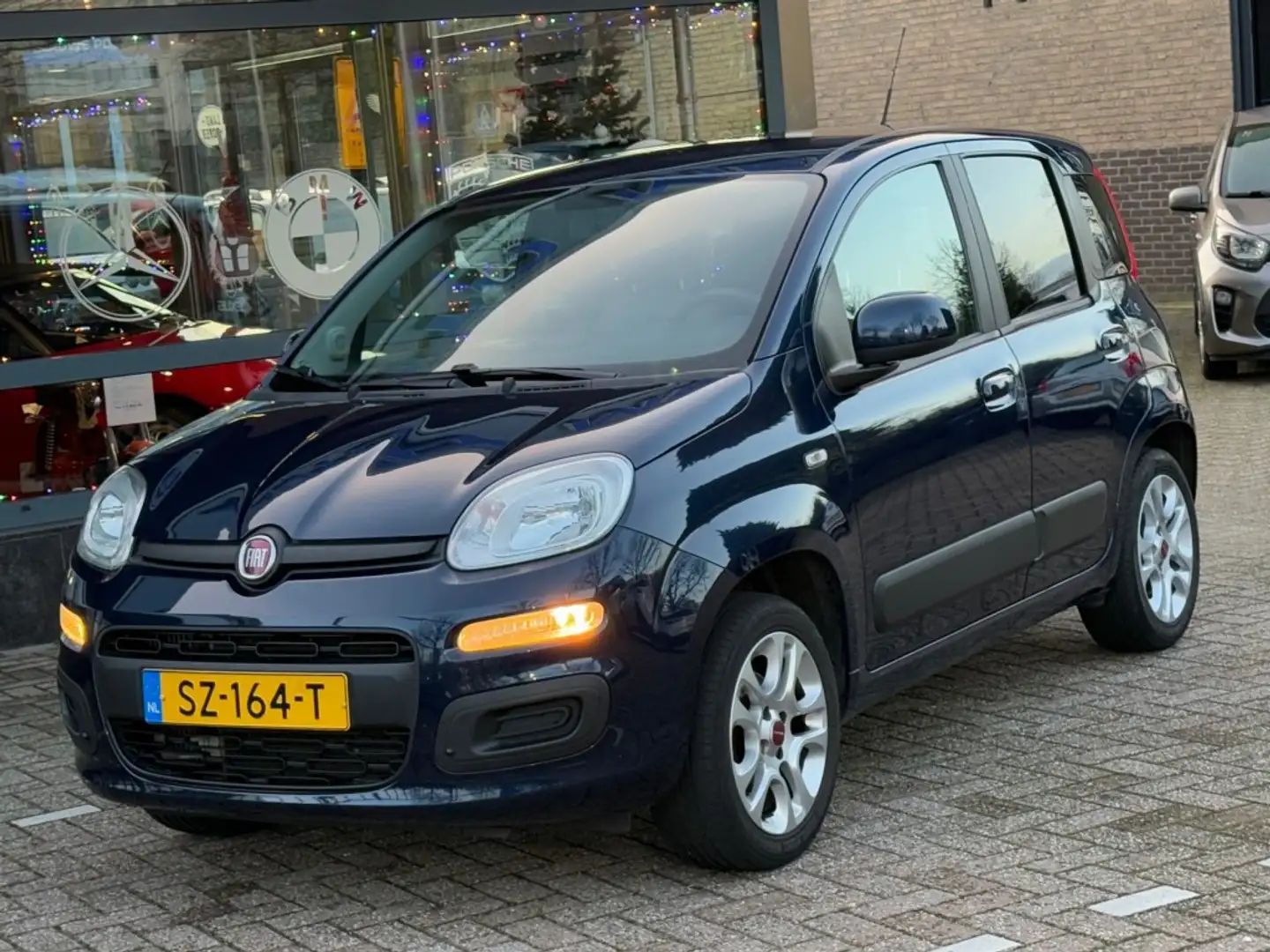 Fiat Panda 0.9 TwinAir Tech Airco Trekhaak Blauw - 2