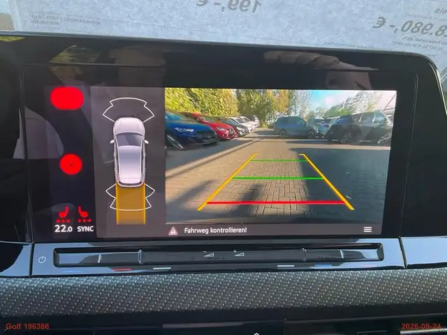 Volkswagen Golf view 12