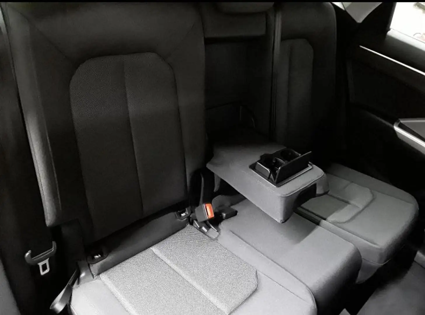 Audi Q3 Q3 TFSI Sportback 35 PELLE-WIRELESS-RETROCAMERA Noir - 1