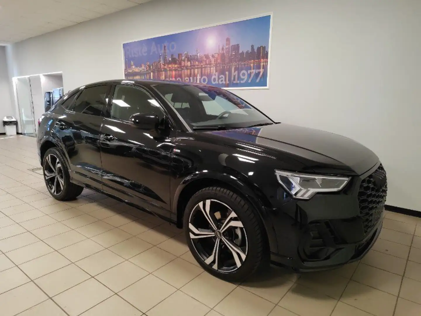 Audi Q3 Q3 35 TDI S tronic Identity Black Nero - 1