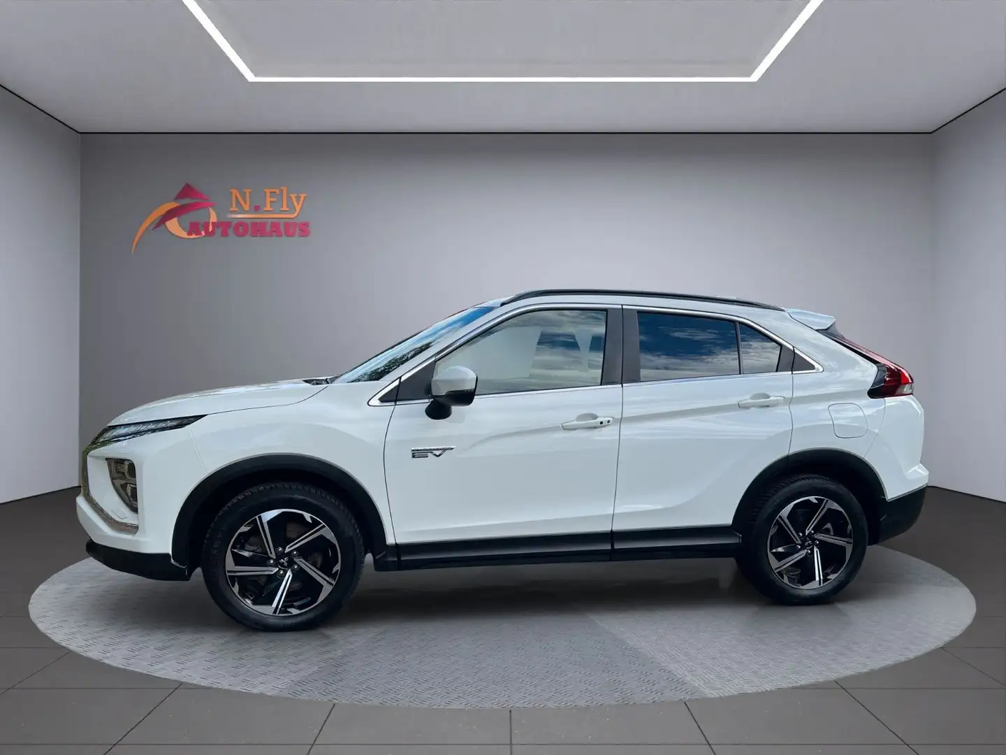 Mitsubishi Eclipse Cross Plus Hybrid 4WD Garantie Blanc - 2