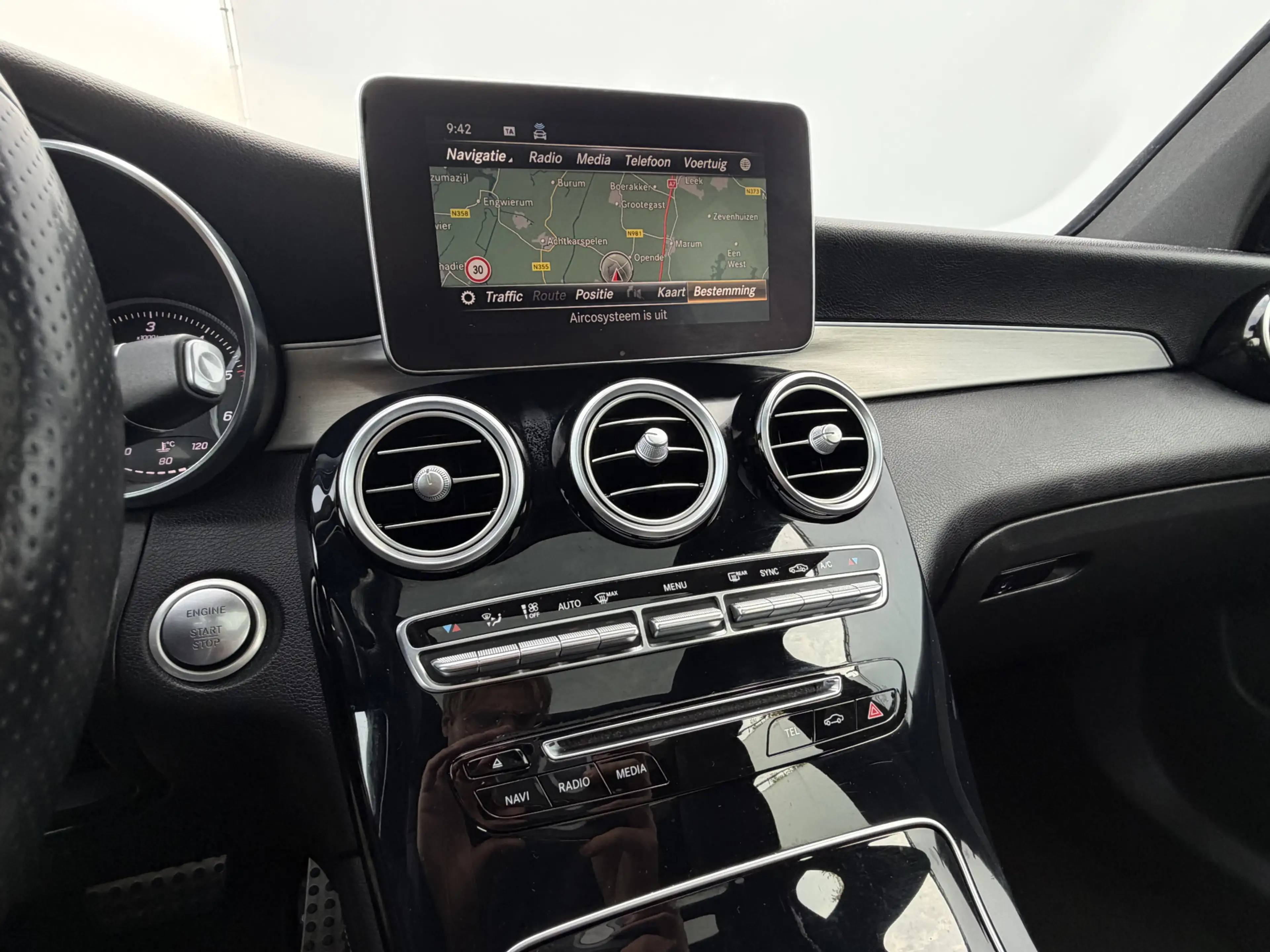 Mercedes-Benz GLC 220 d 4MATIC Solution AMG Incl.BTW Pano Treepl Stoelve — photo 39