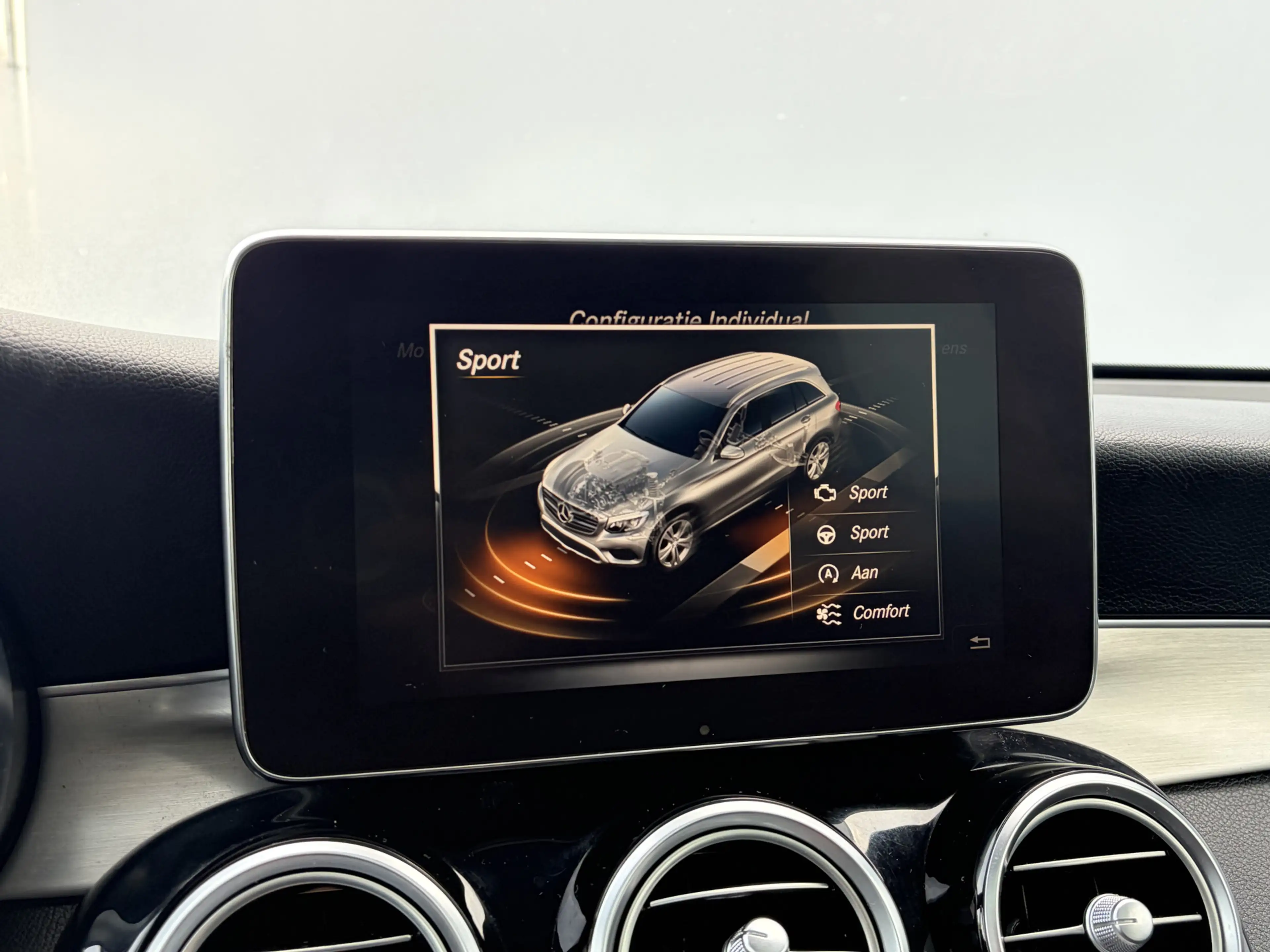 Mercedes-Benz GLC 220 d 4MATIC Solution AMG Incl.BTW Pano Treepl Stoelve — photo 43