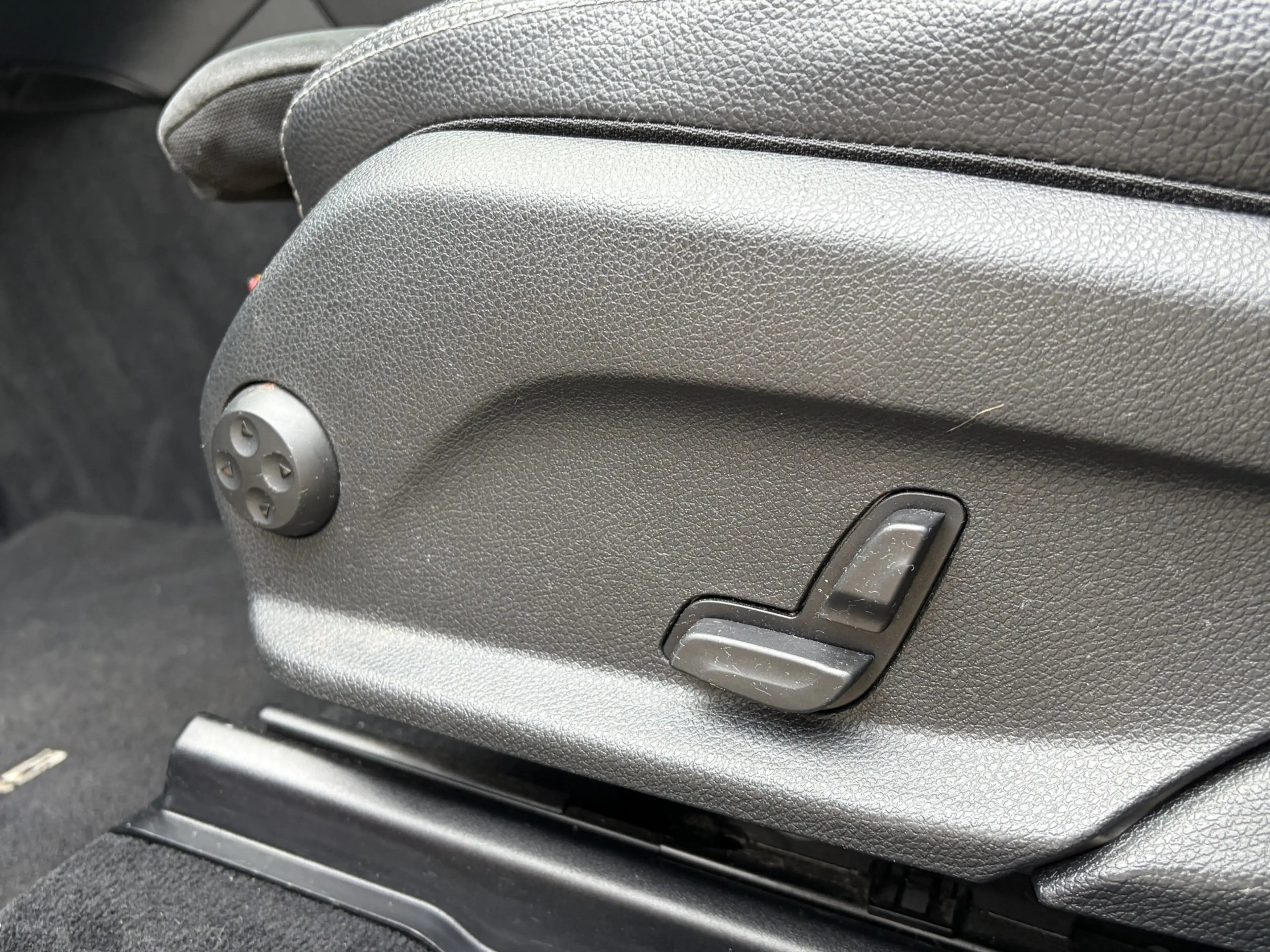 Mercedes-Benz GLC 220 d 4MATIC Solution AMG Incl.BTW Pano Treepl Stoelve — photo 6