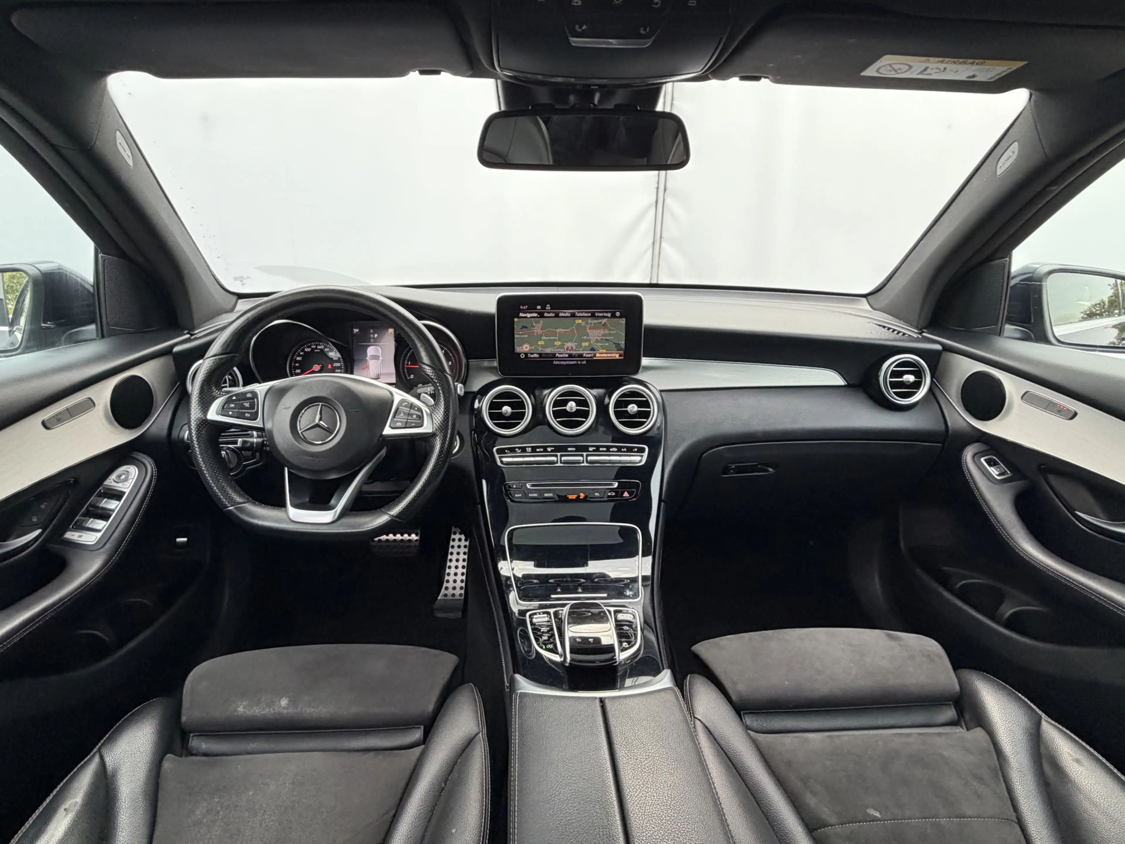 Mercedes-Benz GLC 220 d 4MATIC Solution AMG Incl.BTW Pano Treepl Stoelve — photo 22