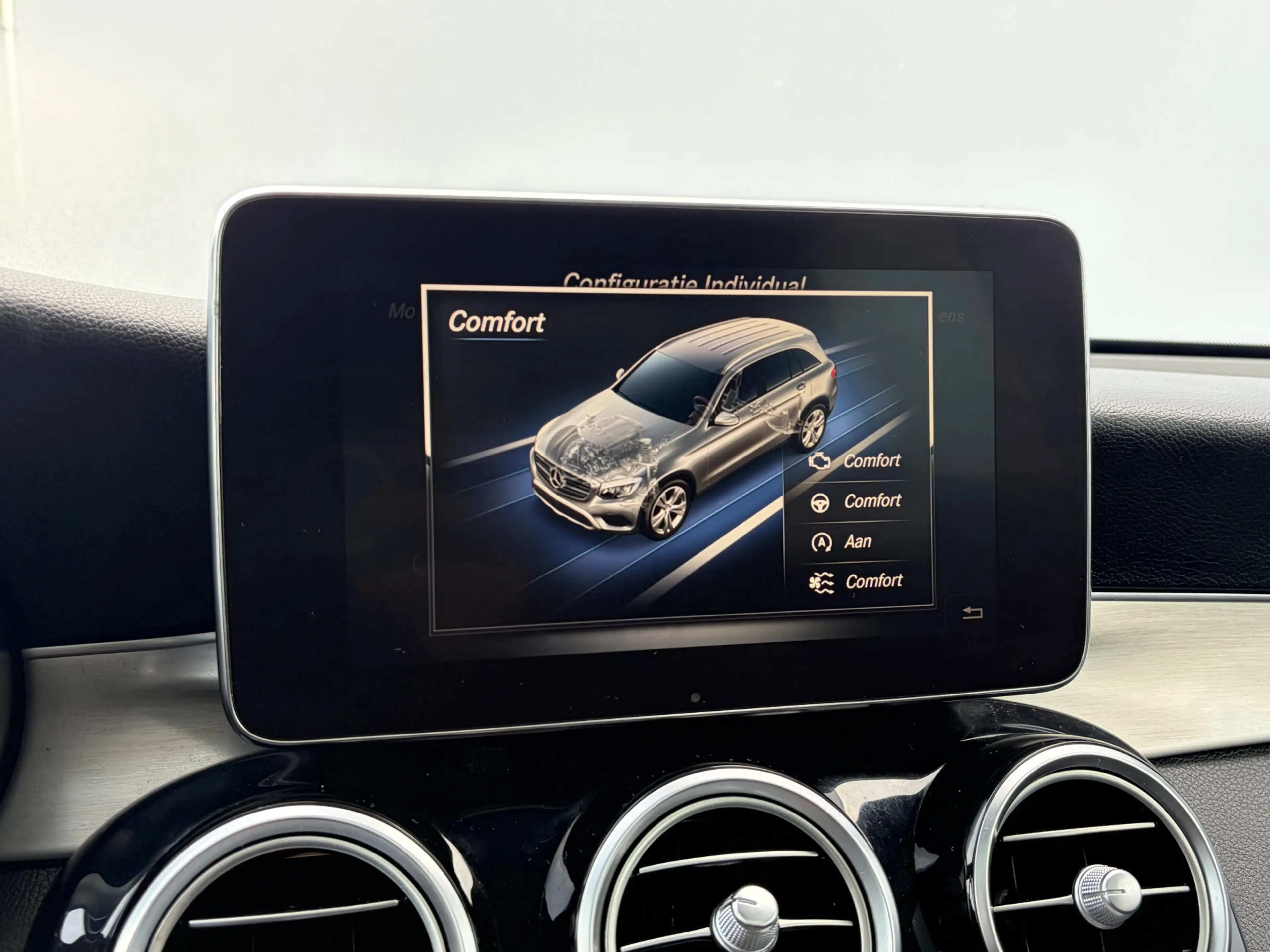 Mercedes-Benz GLC 220 d 4MATIC Solution AMG Incl.BTW Pano Treepl Stoelve — photo 45