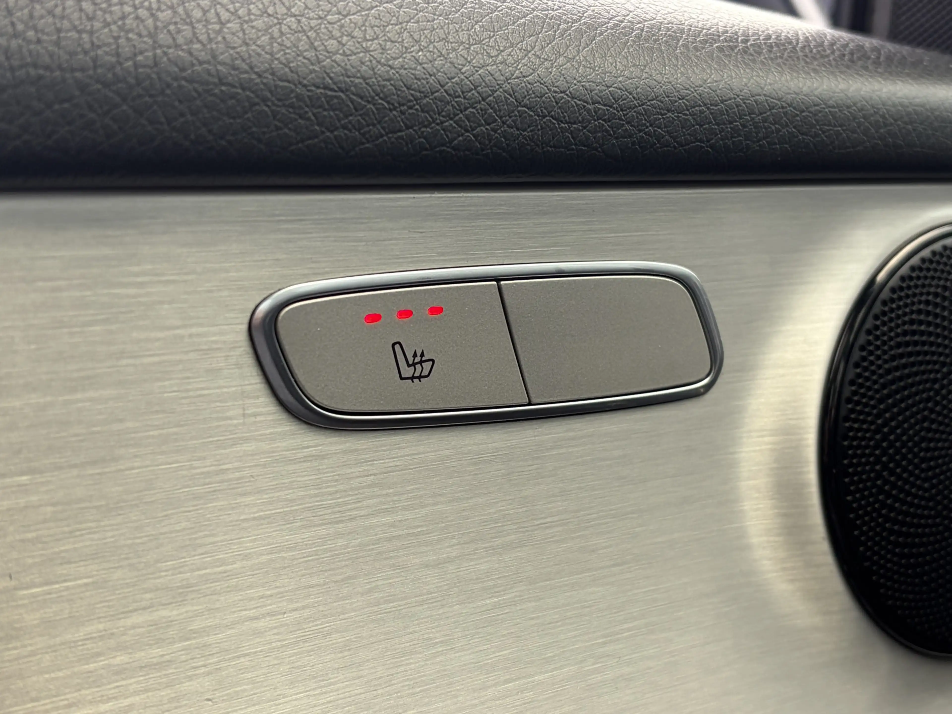 Mercedes-Benz GLC 220 d 4MATIC Solution AMG Incl.BTW Pano Treepl Stoelve — photo 7