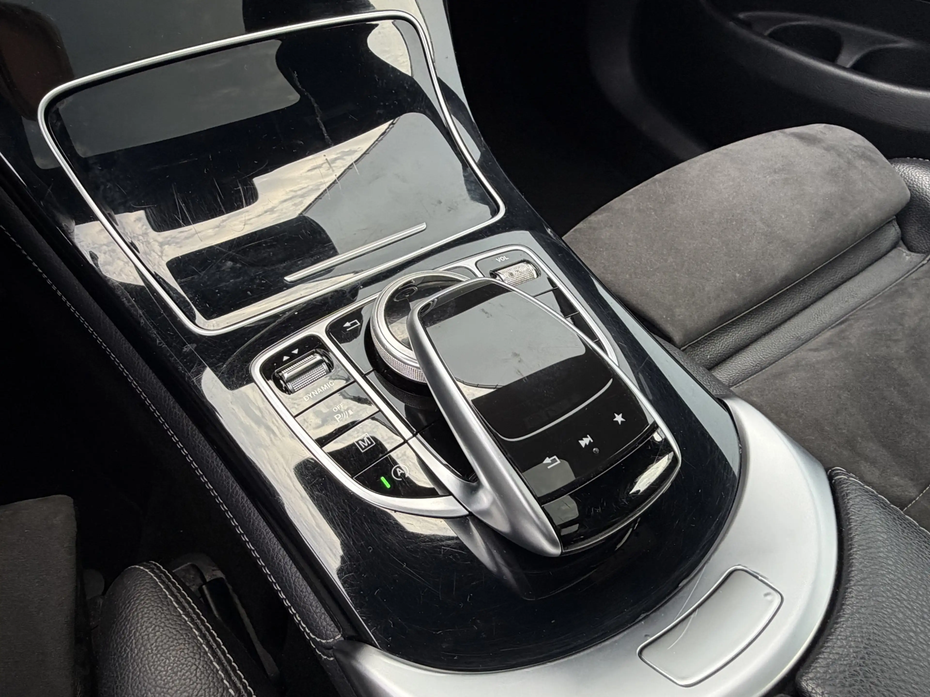 Mercedes-Benz GLC 220 d 4MATIC Solution AMG Incl.BTW Pano Treepl Stoelve — photo 25