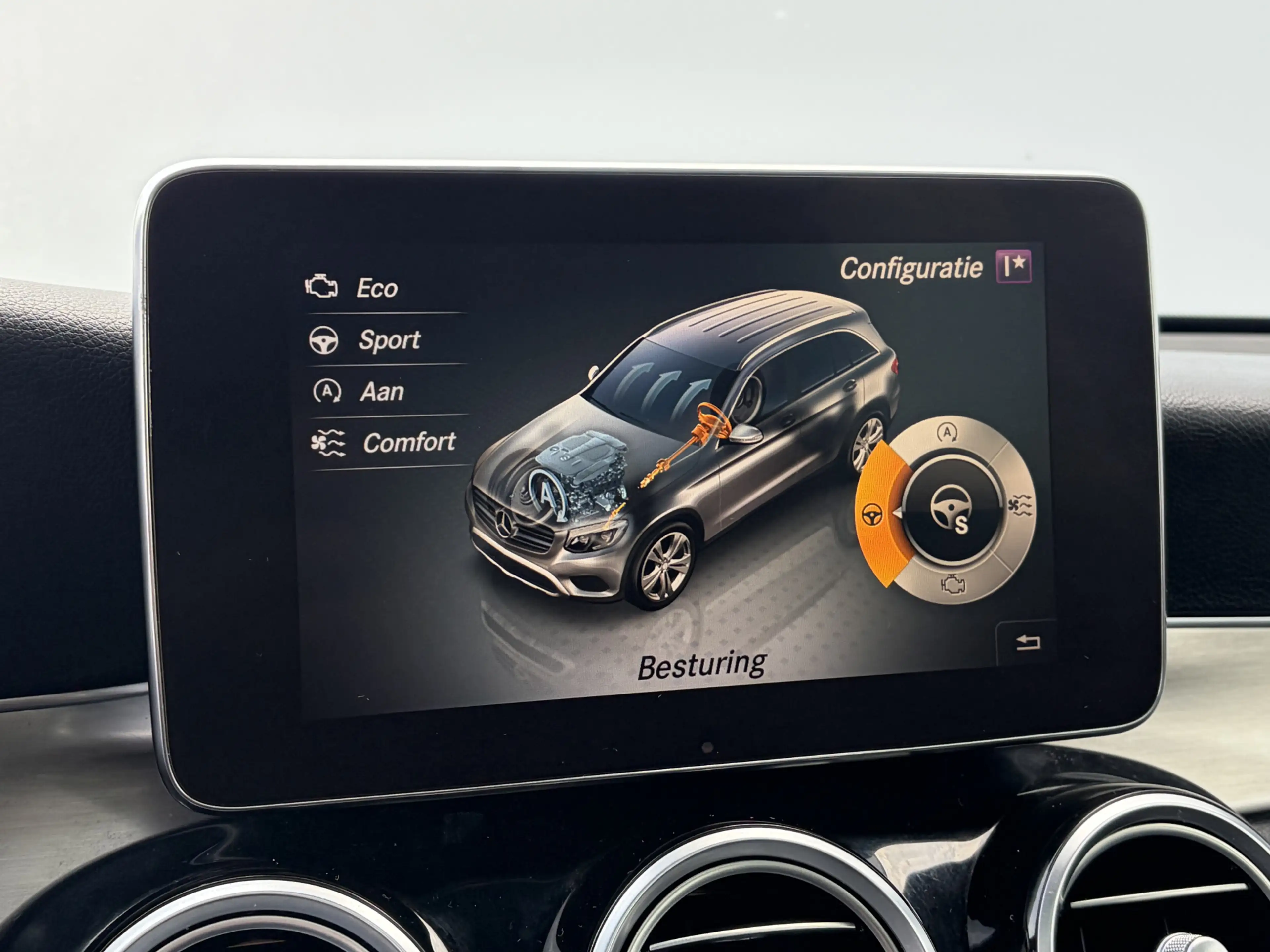 Mercedes-Benz GLC 220 d 4MATIC Solution AMG Incl.BTW Pano Treepl Stoelve — photo 46