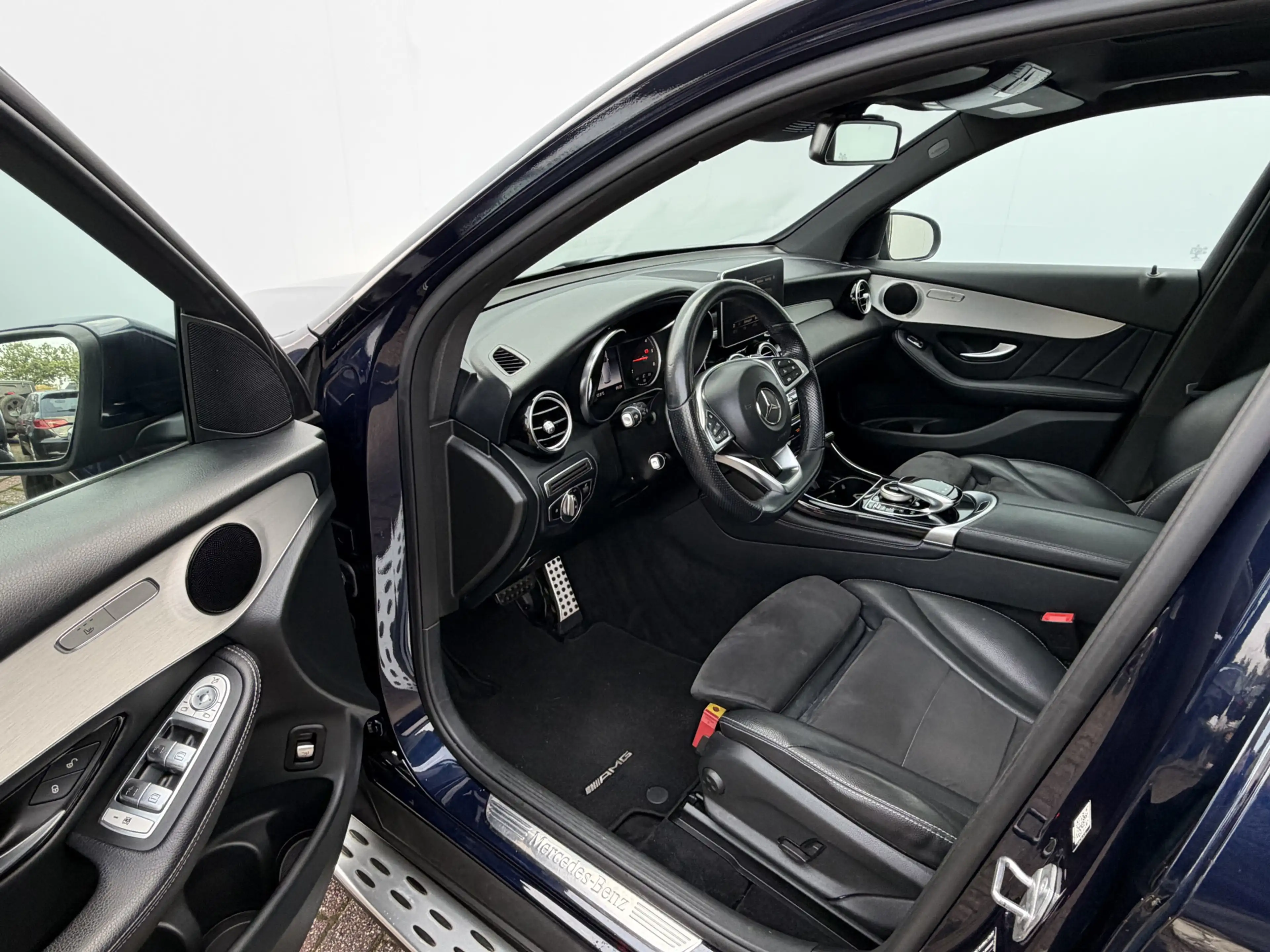 Mercedes-Benz GLC 220 d 4MATIC Solution AMG Incl.BTW Pano Treepl Stoelve — photo 16
