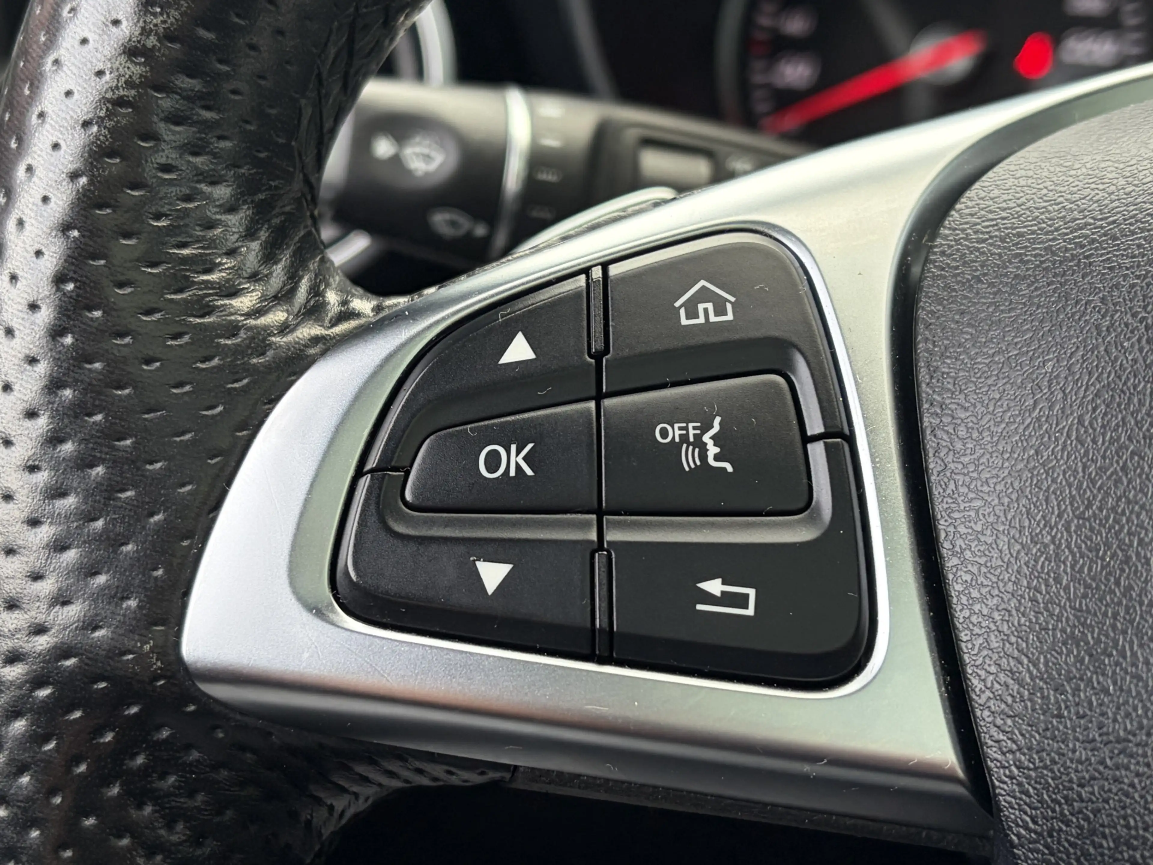 Mercedes-Benz GLC 220 d 4MATIC Solution AMG Incl.BTW Pano Treepl Stoelve — photo 28
