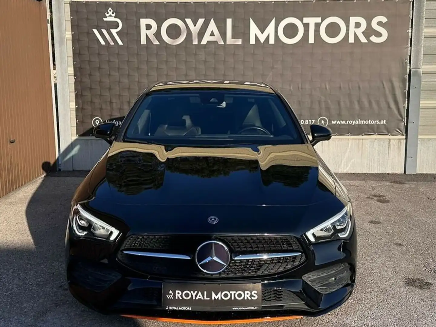 Mercedes-Benz CLA 200 d/AMG/Edition 1 Schwarz - 2