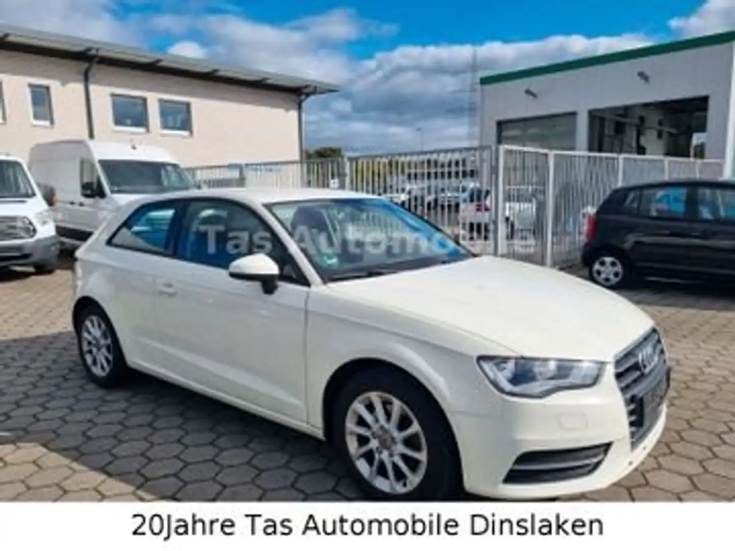 Audi A3 1.6 TDI Attraction"Lückenl.S-Heft"8fach bereift Weiß - 2