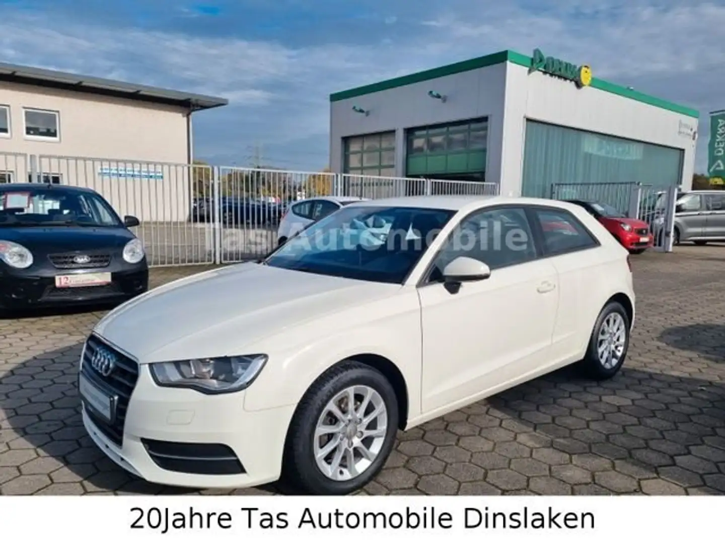 Audi A3 1.6 TDI Attraction "Lückenlos Scheckheft" 8fach Weiß - 1