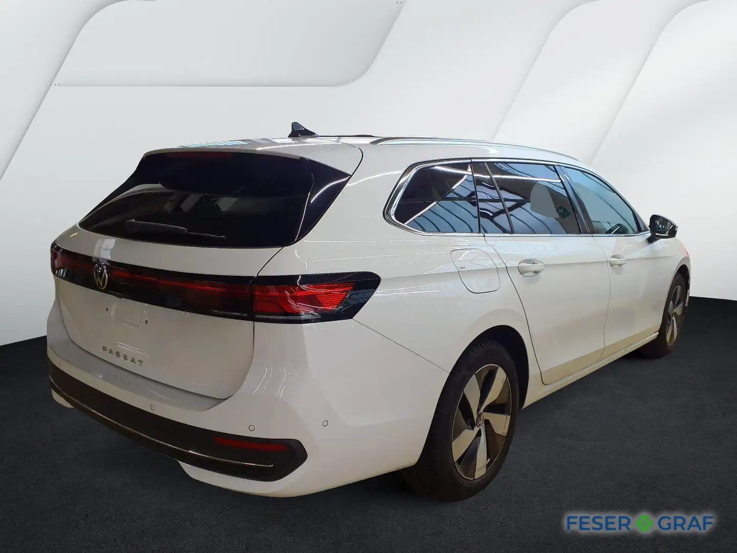 Volkswagen Passat Variant 2.0 TDI Business DSG AHK / LED / ACC Rückfahrkamer Weiß - 2