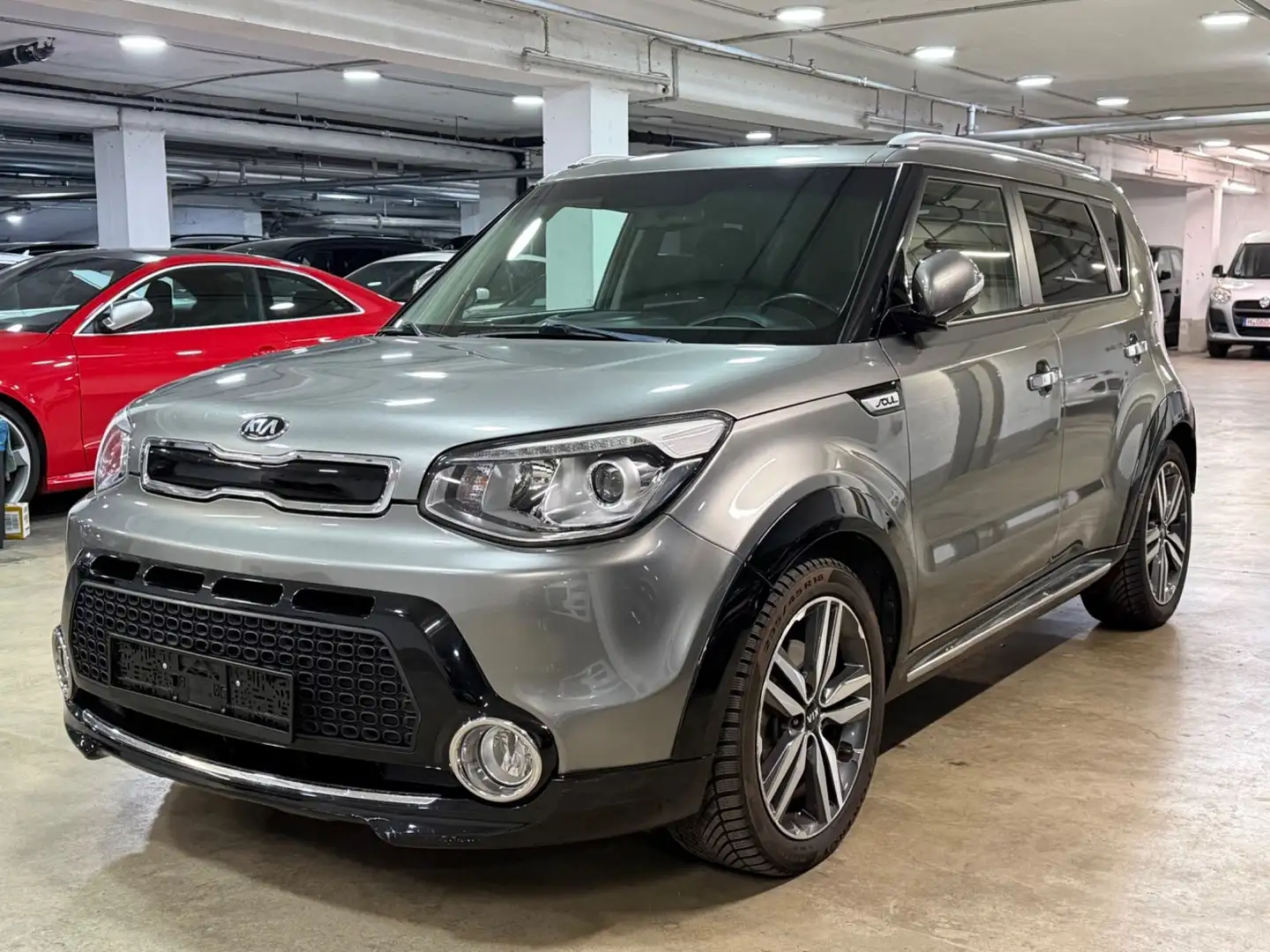Kia Soul 1.6 CRDi Spirit Bluetooth~Navi~RKamera Grijs - 1