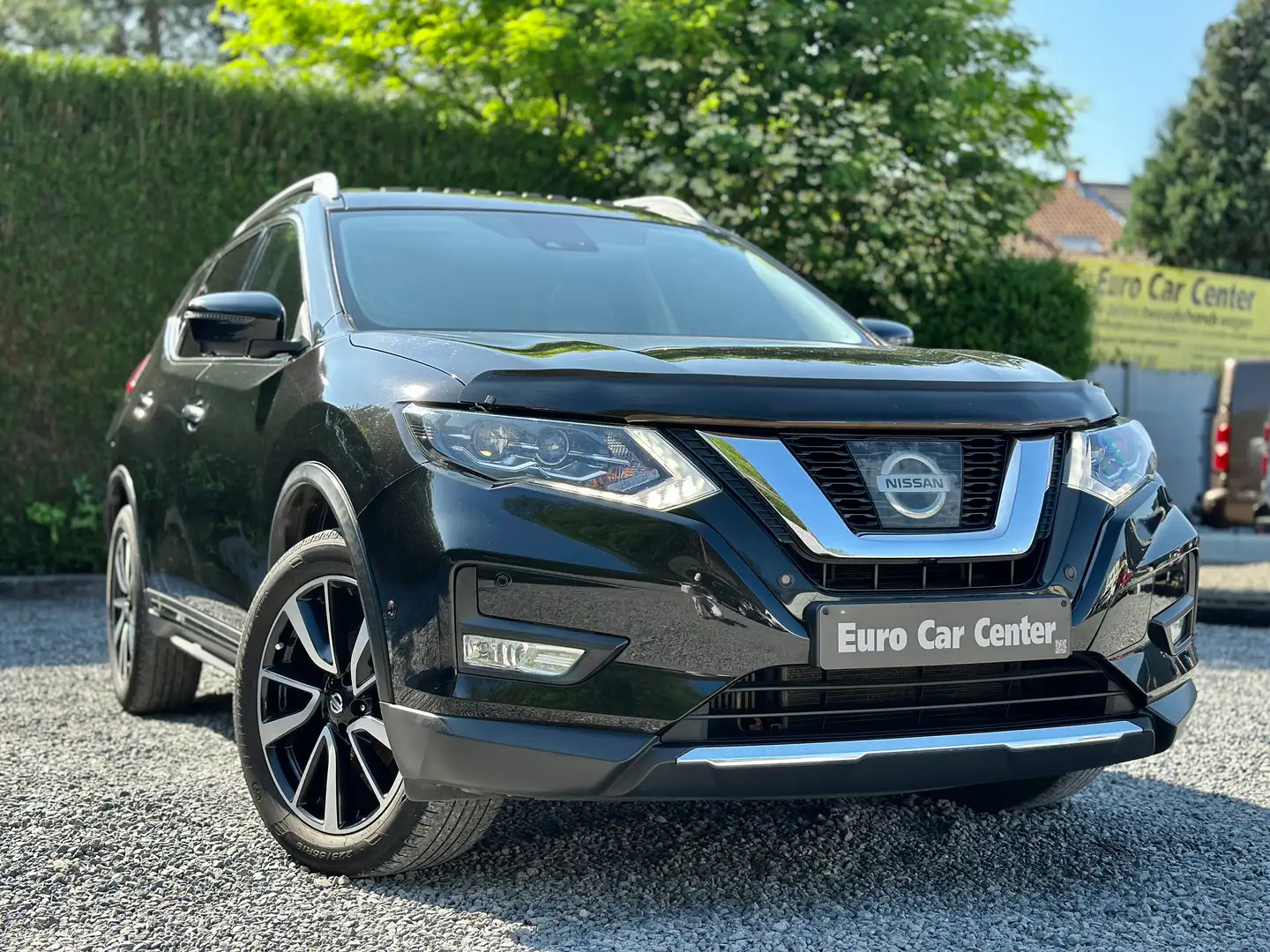 Nissan X-Trail 1.6 DIG-T 2WD Tekna / PANO / 360° / BOSE SOUND Zwart - 2