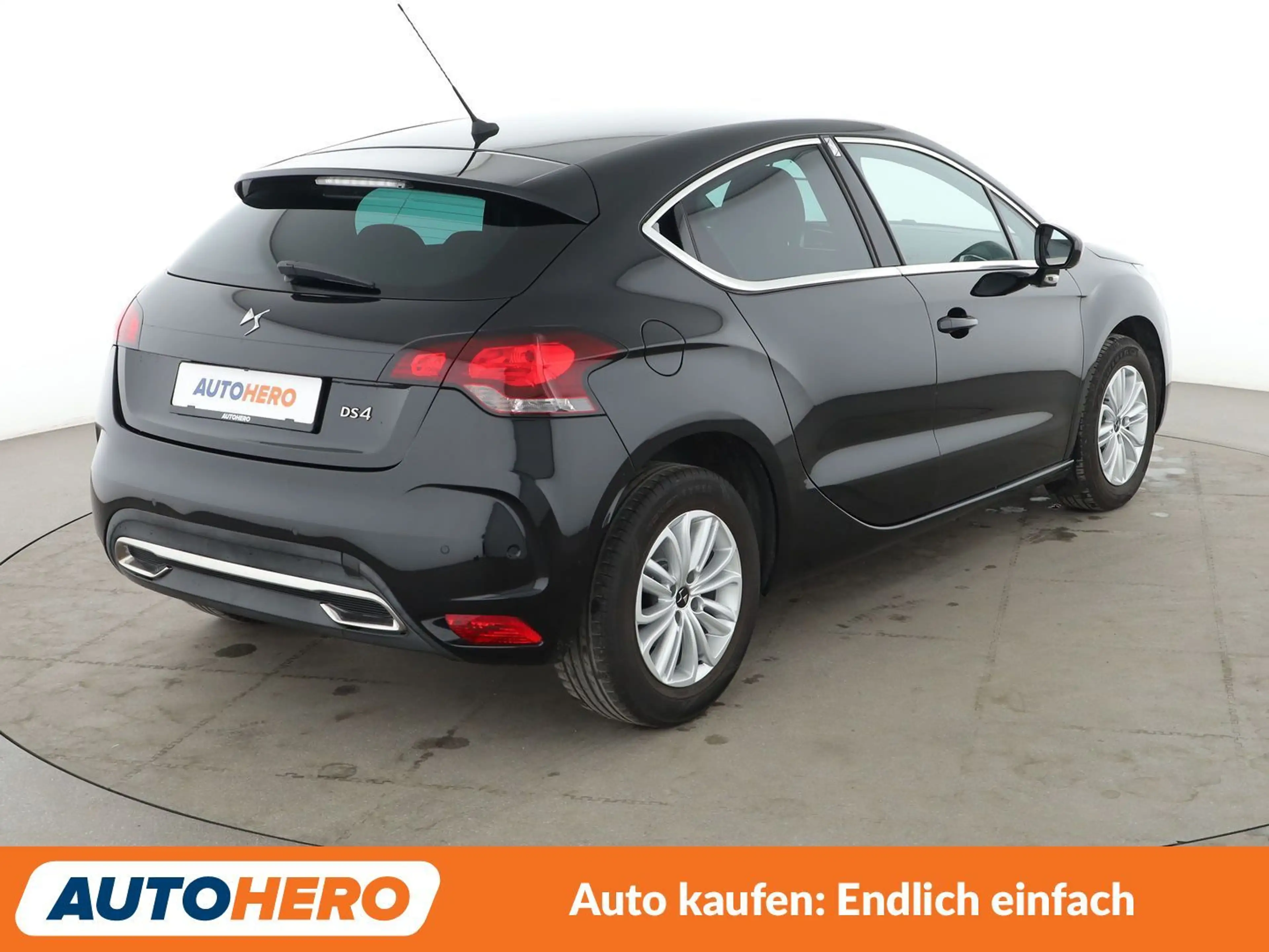 DS Automobiles DS 4 1.2 PureTech *TEMPO*PDC*SHZ*ALU*KLIMA* — photo 6
