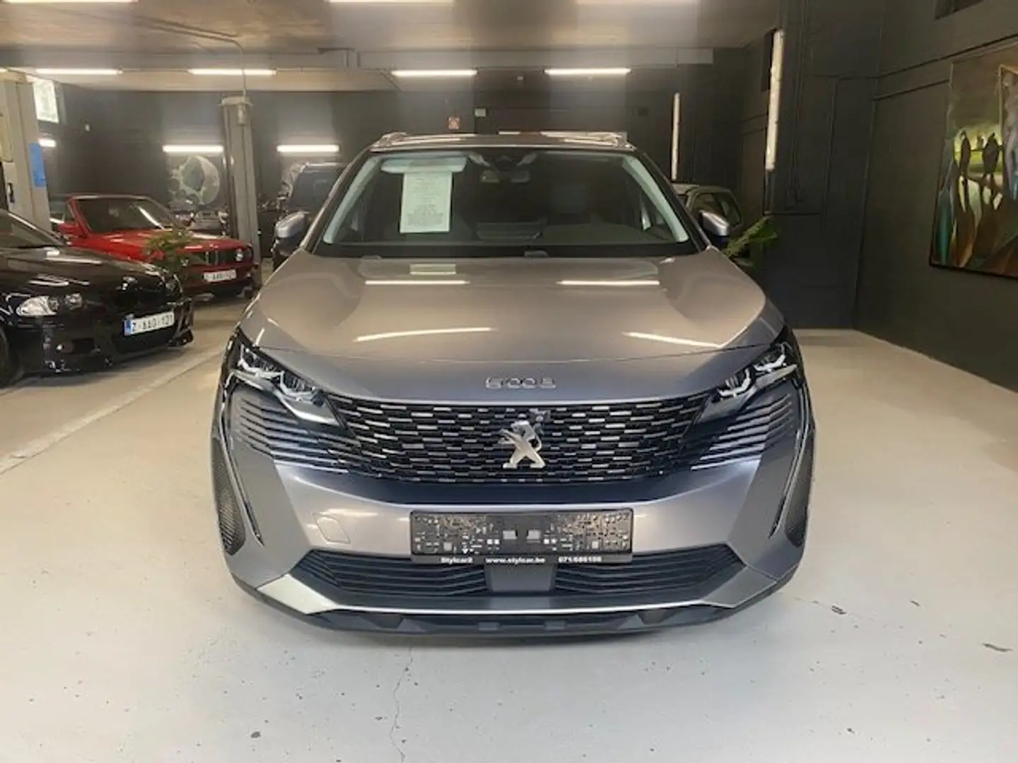 Peugeot 5008 1.5 BlueHDi Allure Pack Grau - 2