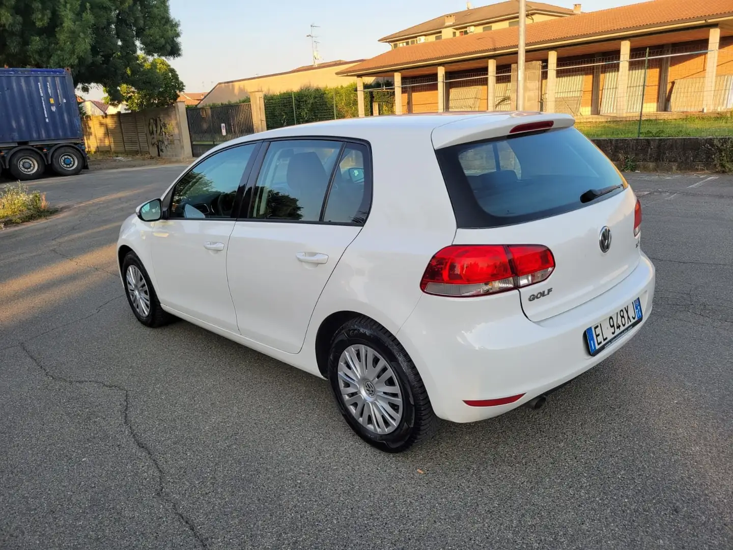 Volkswagen Golf Golf 5p 1.6 tdi Highline euro 5b Bianco - 1