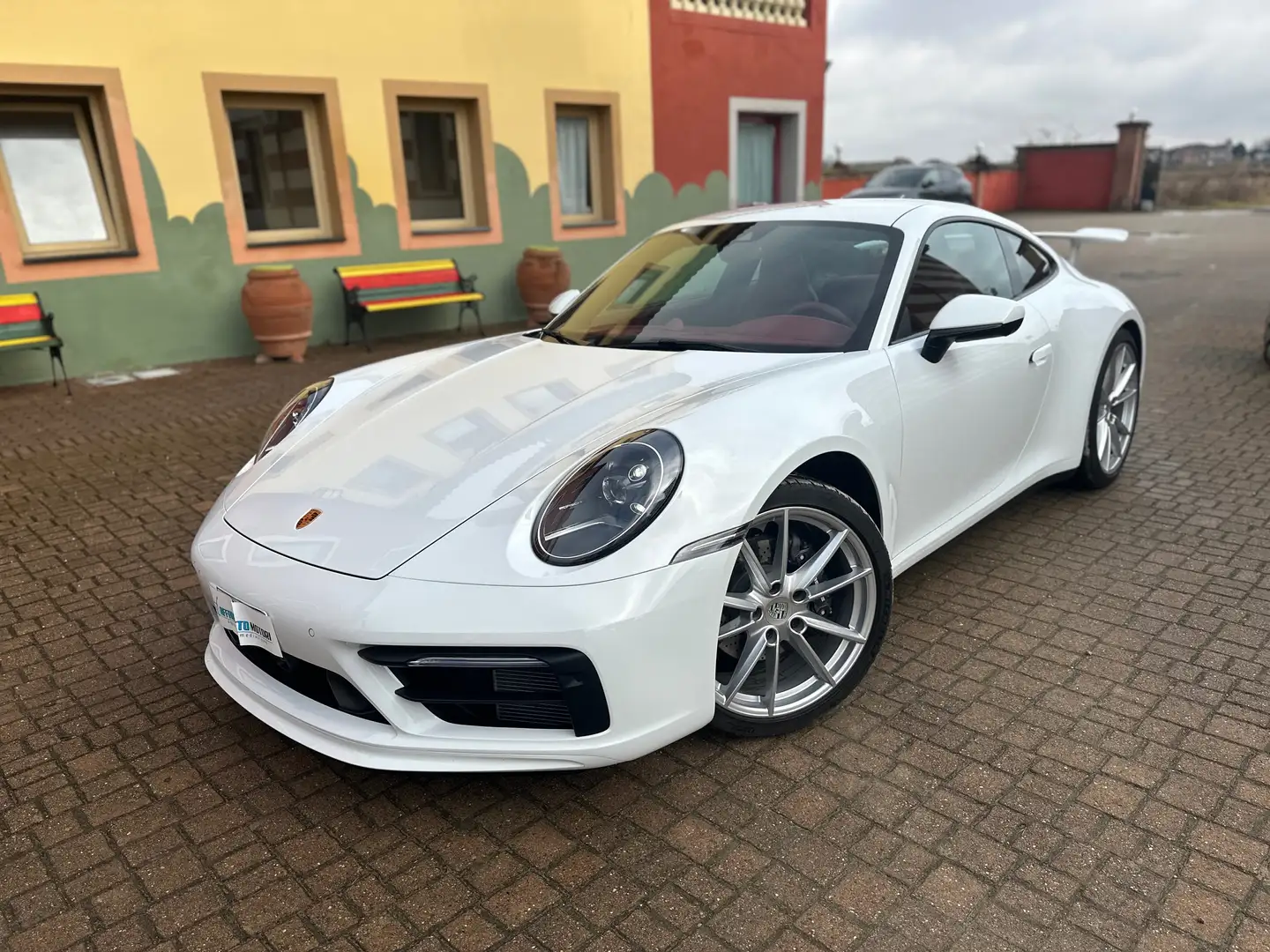 Porsche 992 911 Coupe 3.0 Carrera auto Bianco - 1