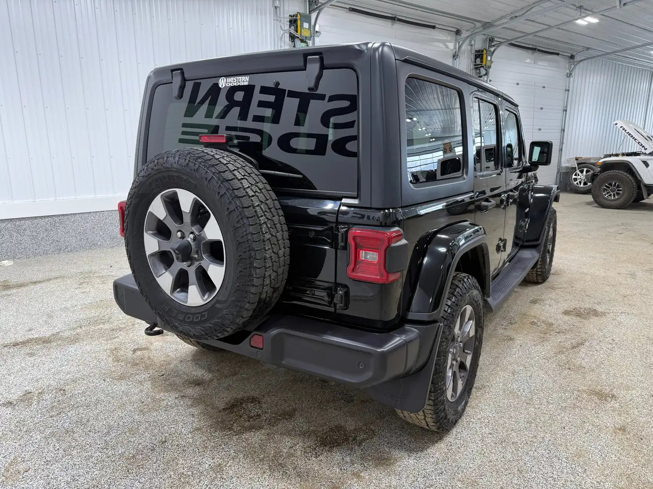 Jeep Wrangler снимка Jeep Wrangler