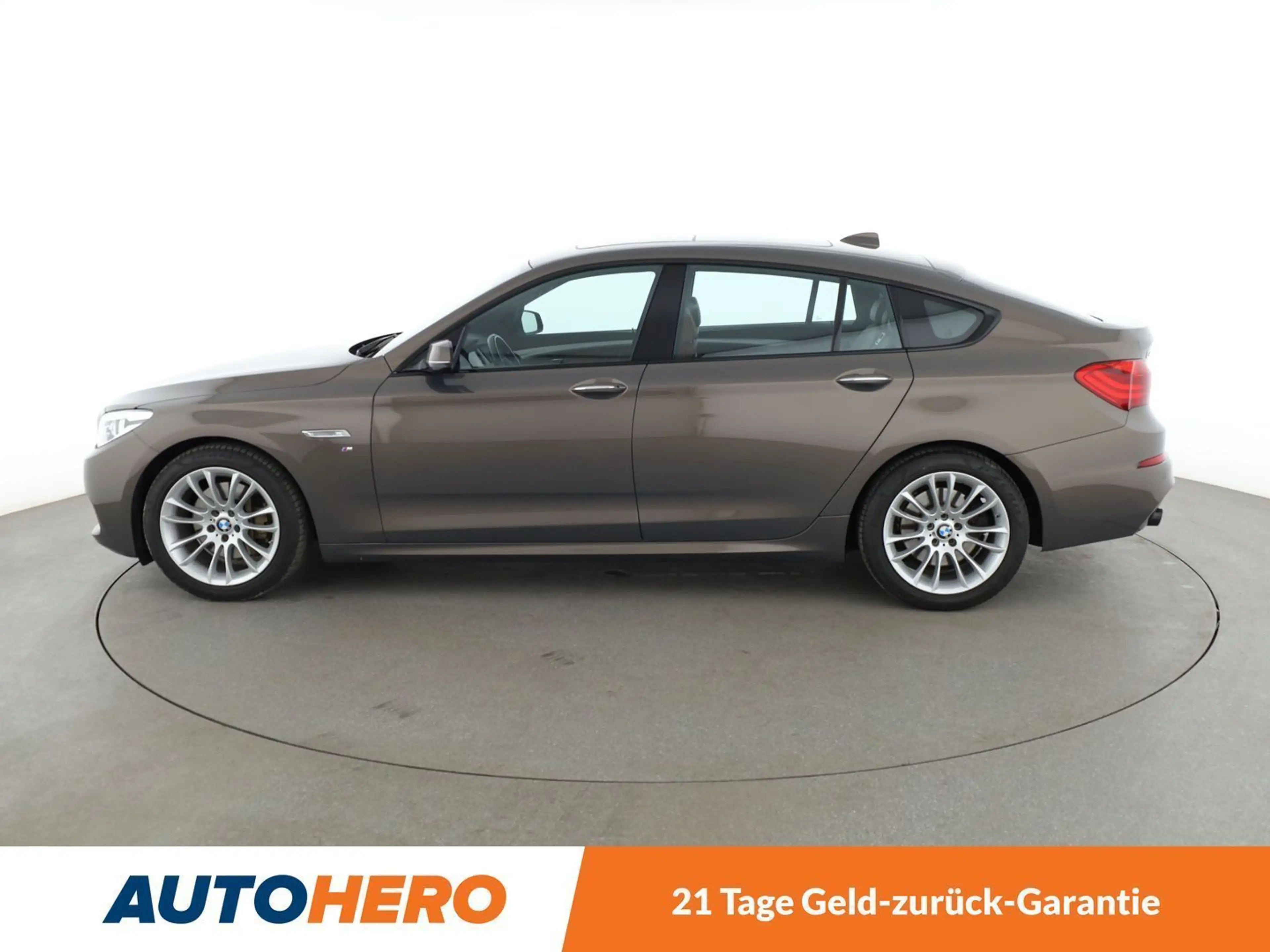 BMW 535 535d GT M Sport Aut.*NAVI*LED*HUD*TEMPO*PANO*CAM* — photo 3