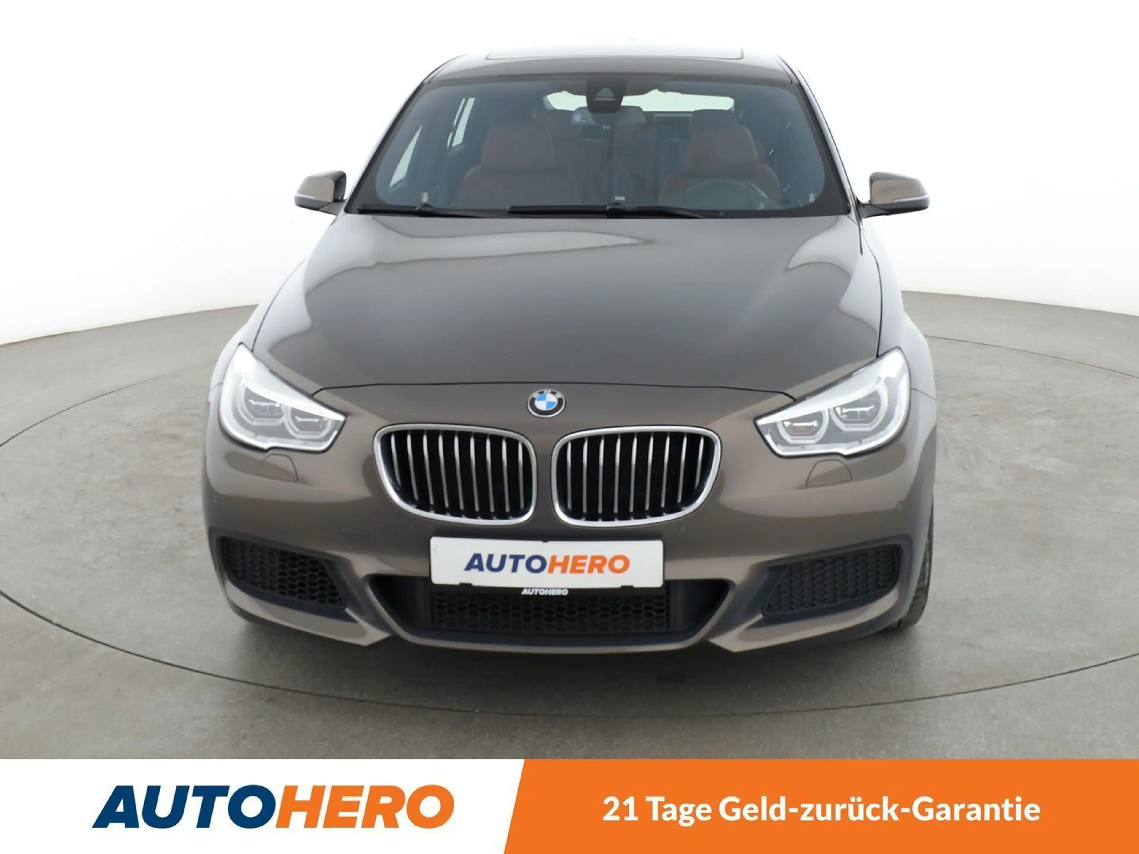 BMW 535 535d GT M Sport Aut.*NAVI*LED*HUD*TEMPO*PANO*CAM* — photo 9