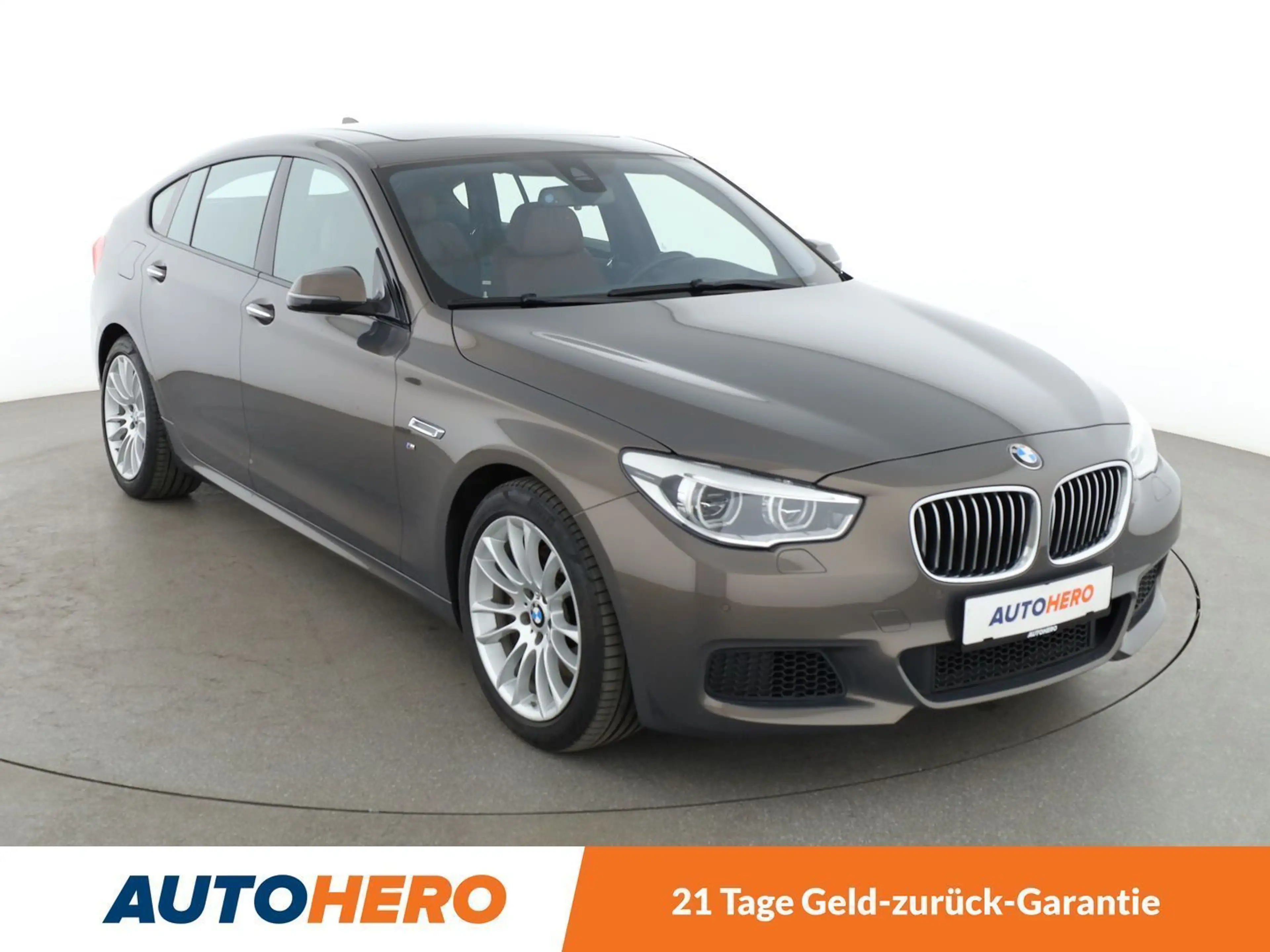 BMW 535 535d GT M Sport Aut.*NAVI*LED*HUD*TEMPO*PANO*CAM* — photo 8