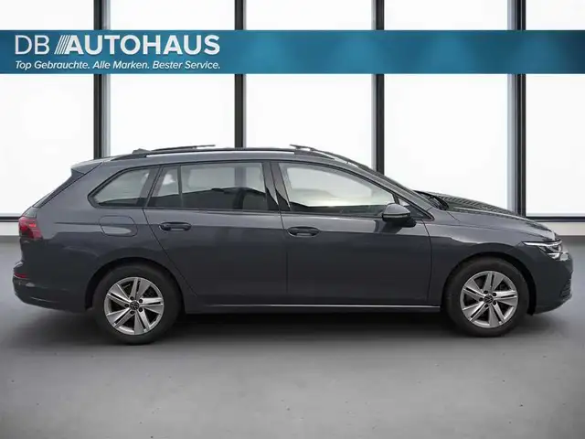 Volkswagen Golf view 3